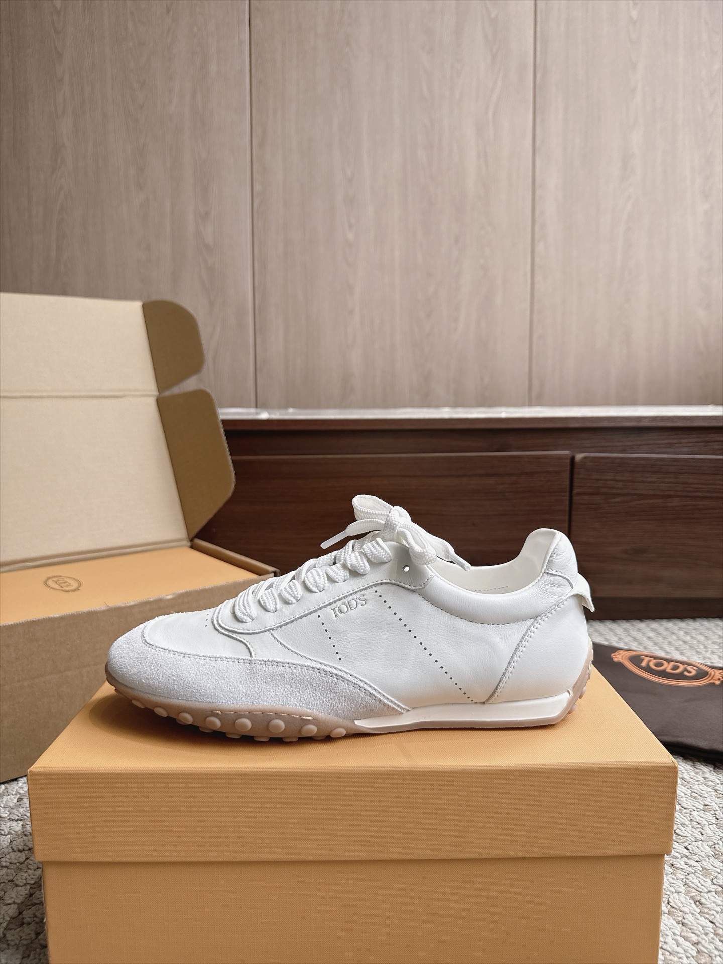 Designer Sneakers