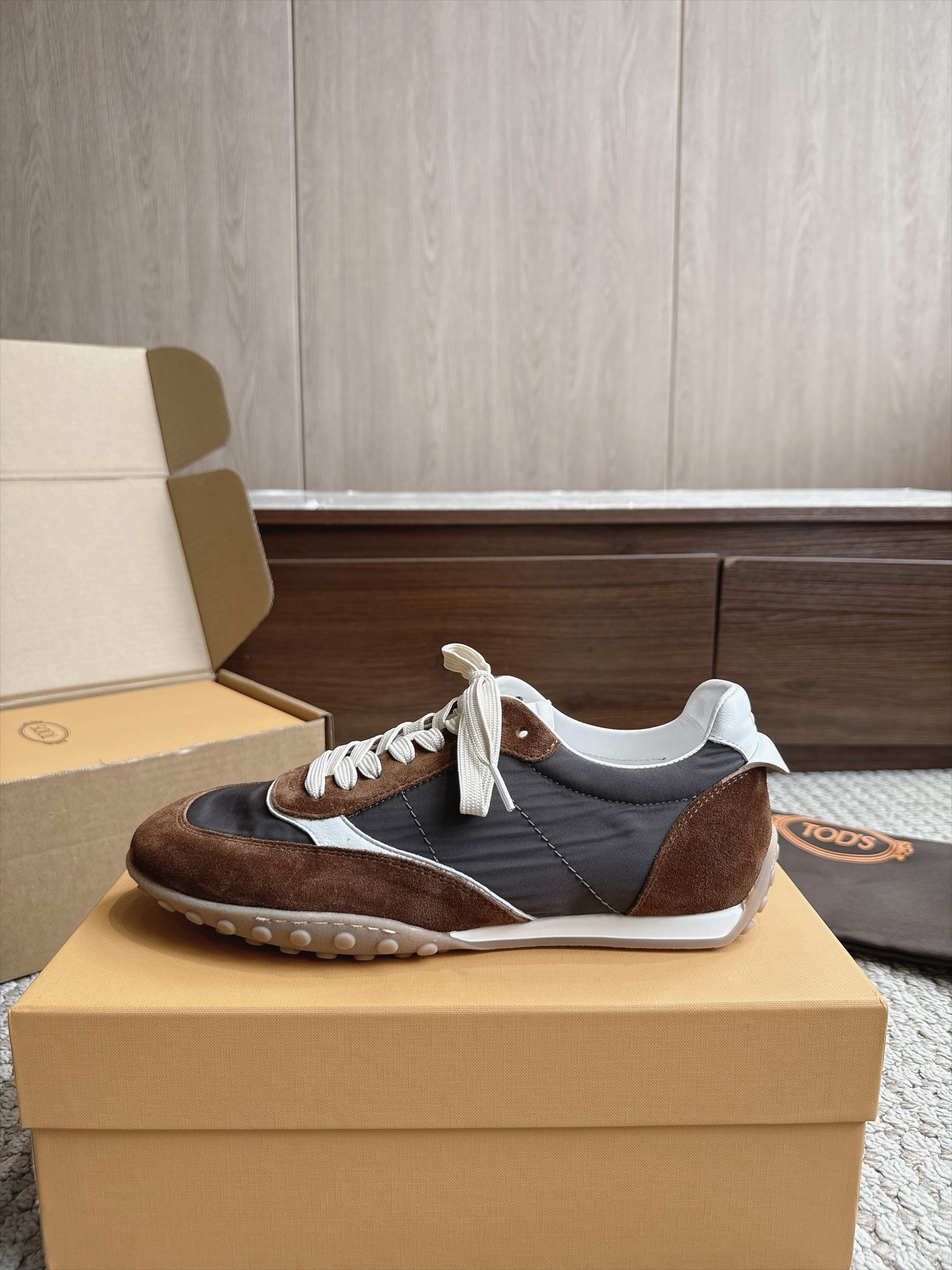 Designer Sneakers