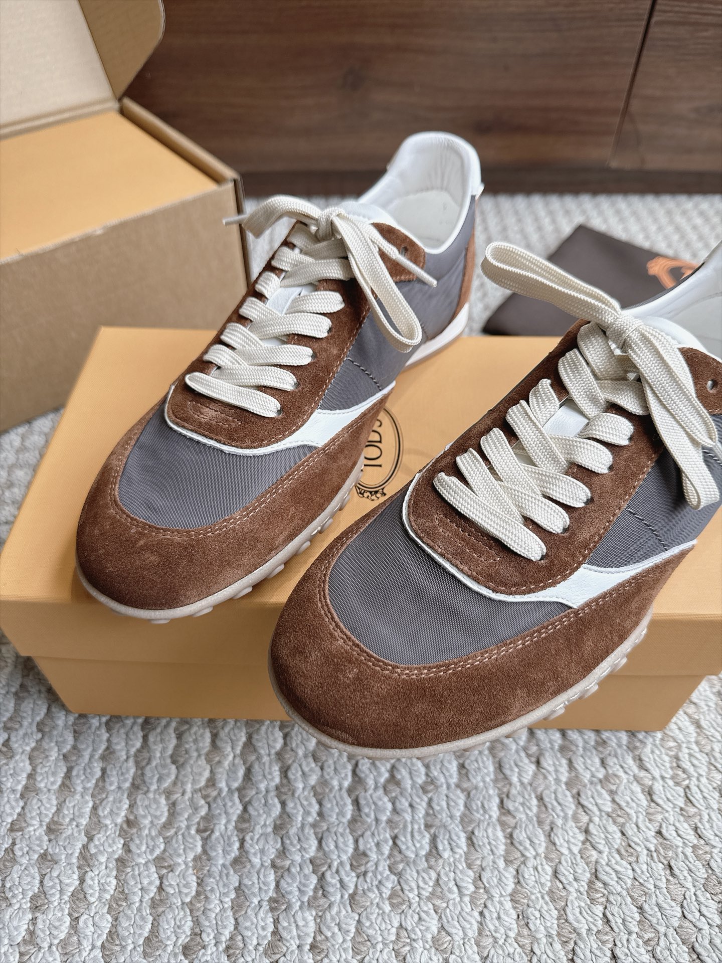 Designer Sneakers