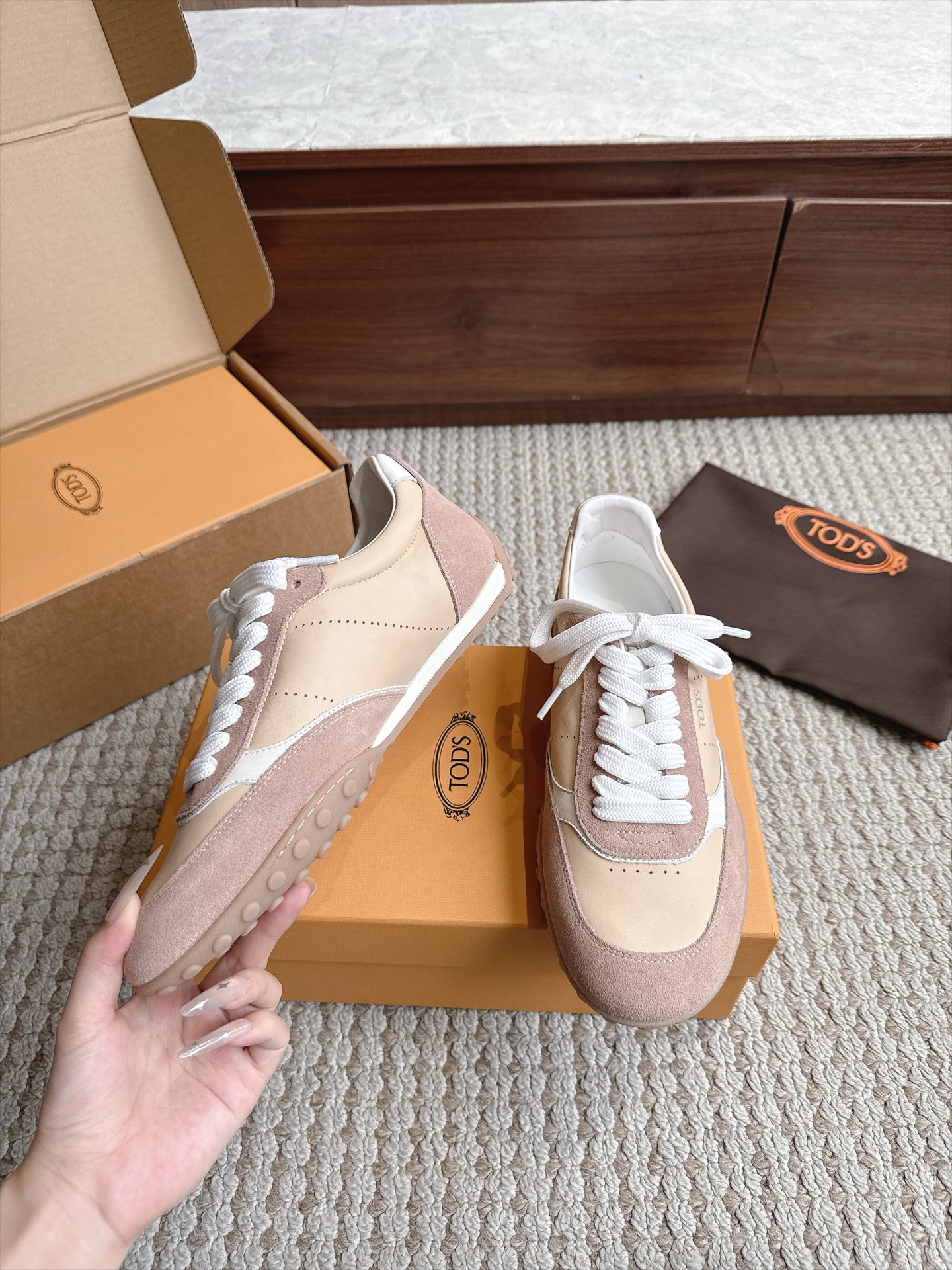 Designer Sneakers