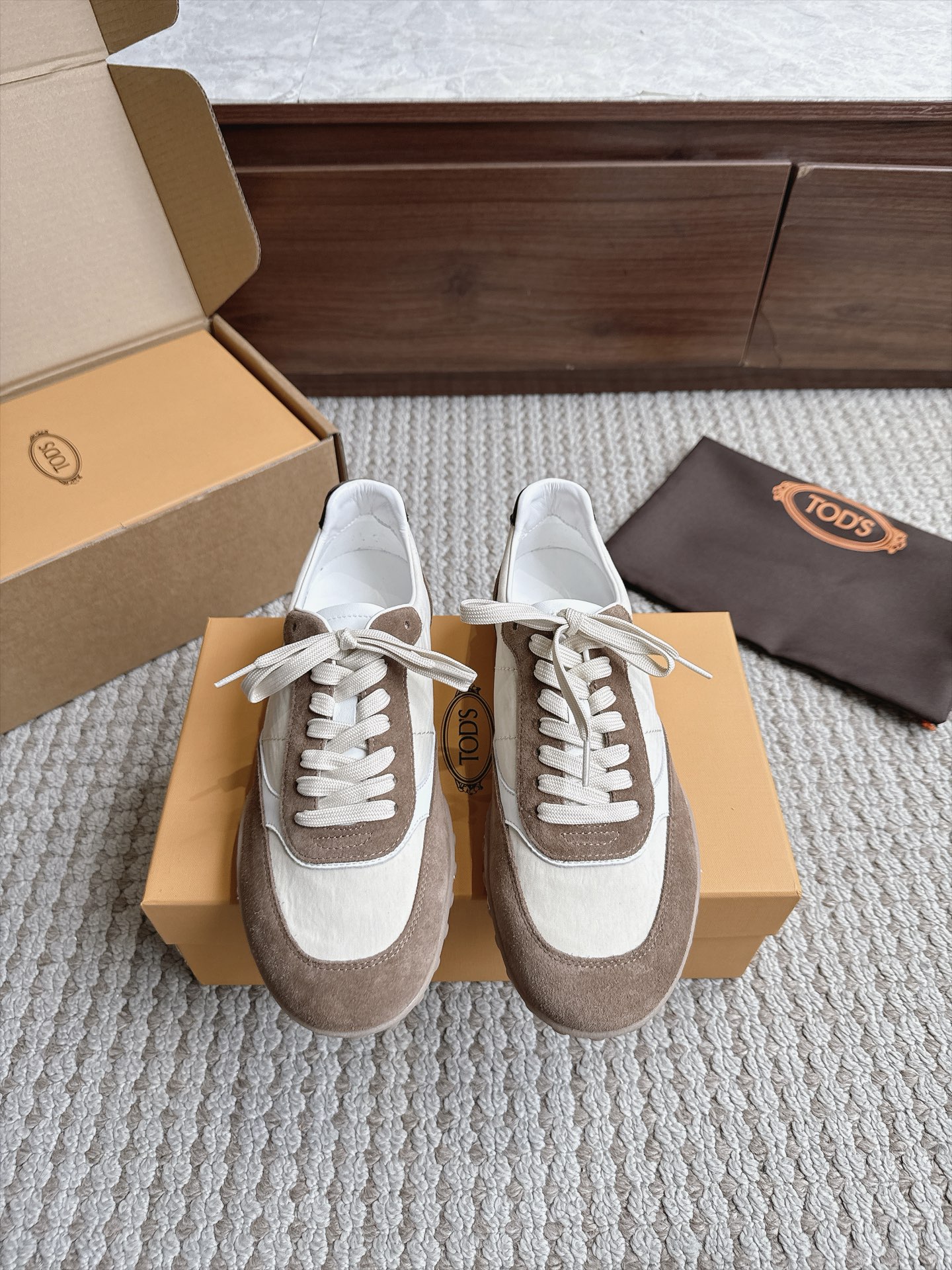 Designer Sneakers