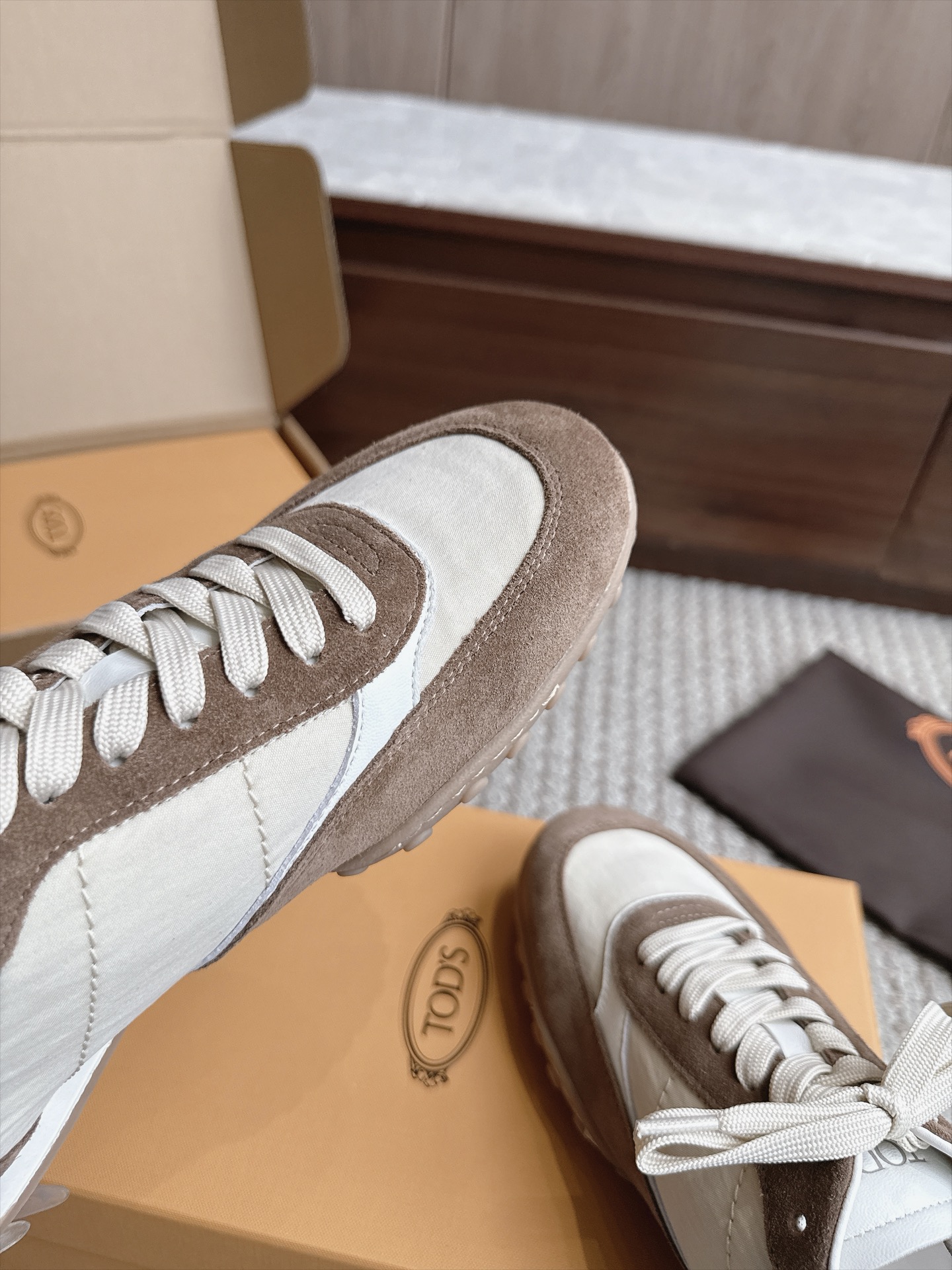 Designer Sneakers
