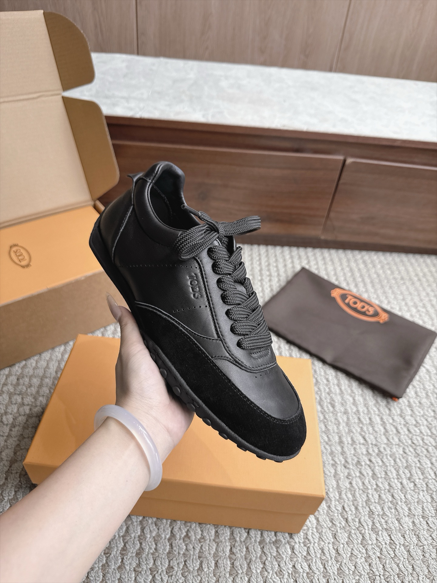 Designer Sneakers