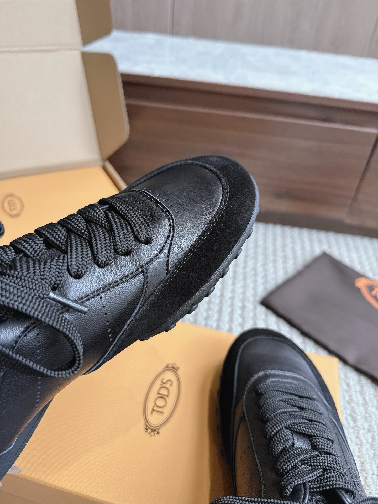 Designer Sneakers