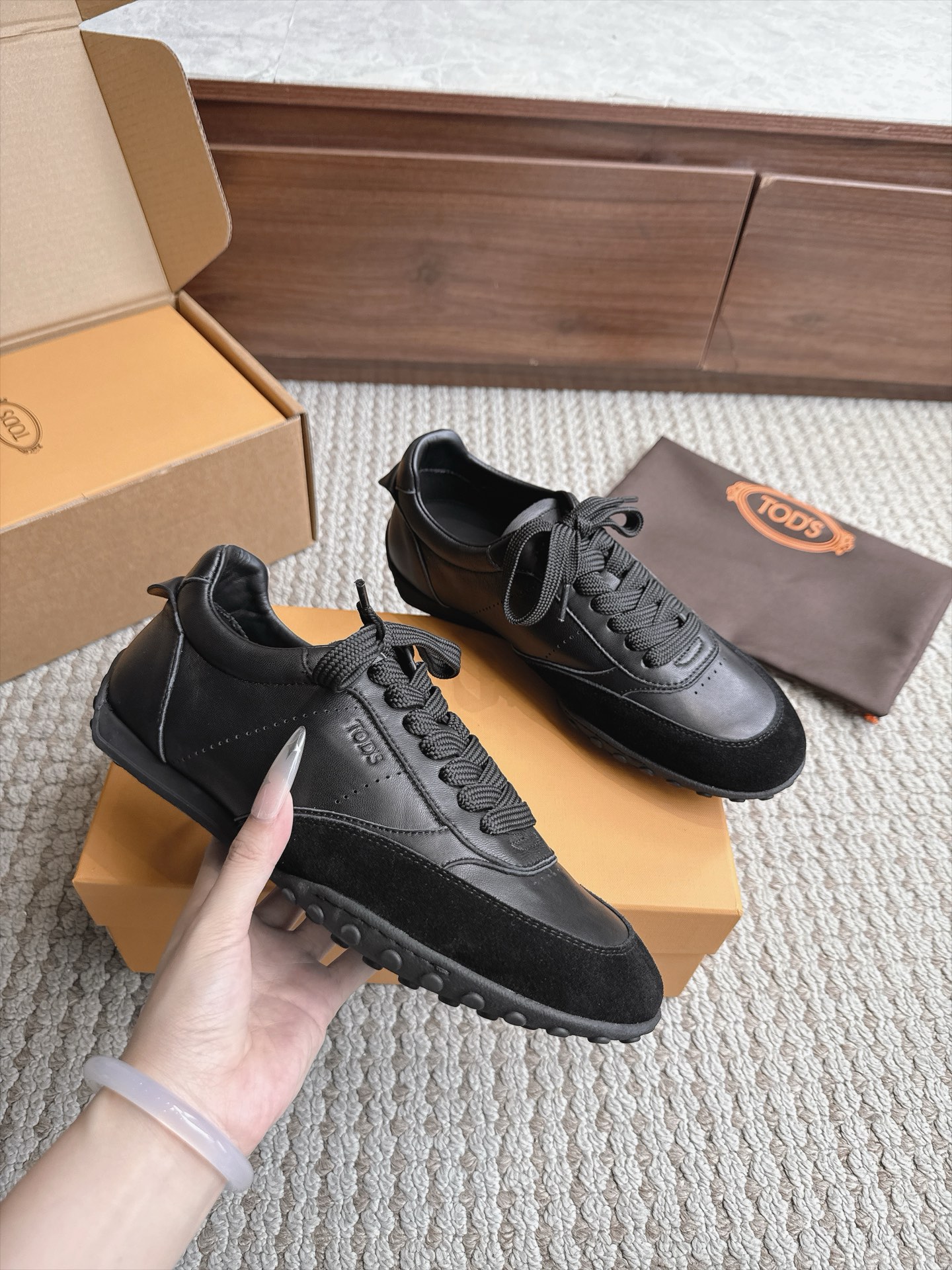 Designer Sneakers