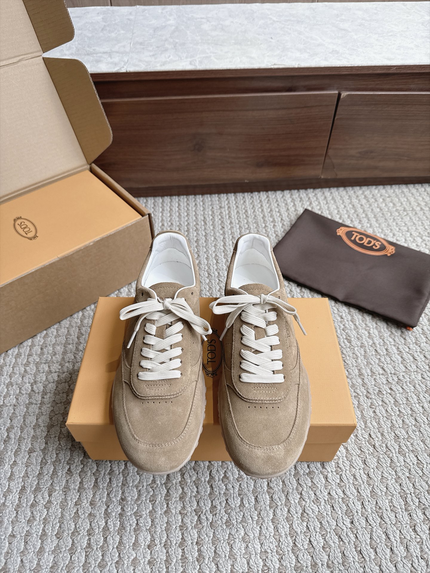 Designer Sneakers