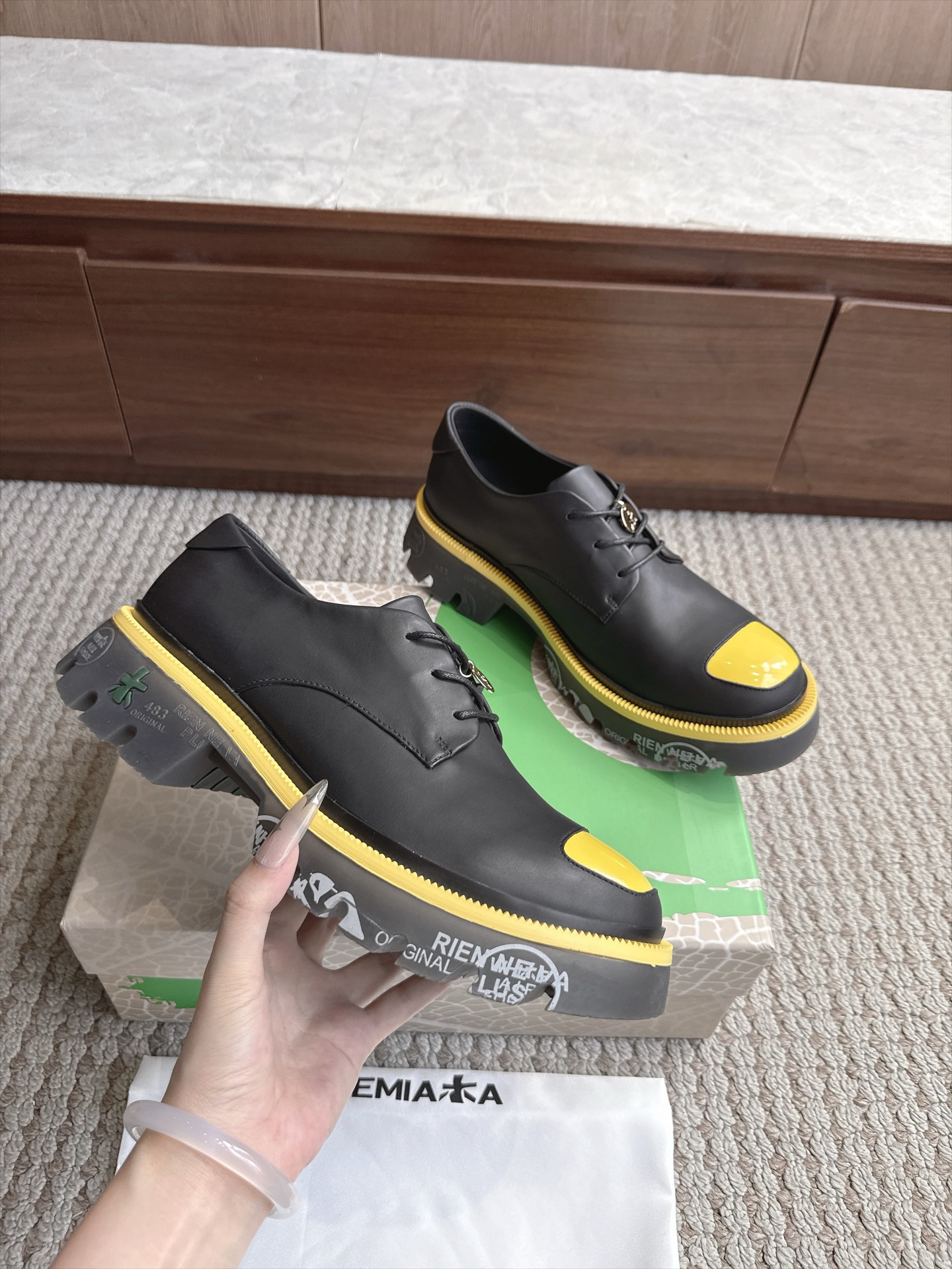 Designer Women Shoes