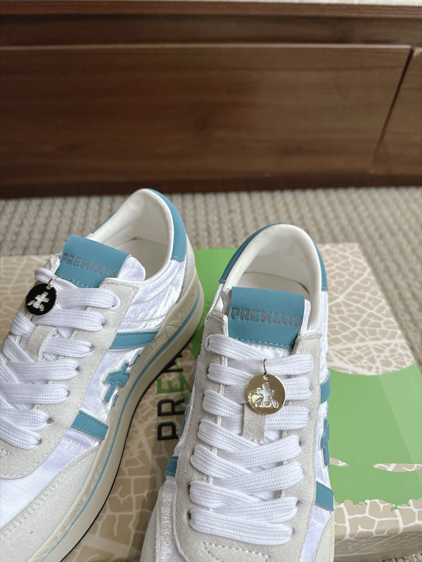 Designer Women Shoes