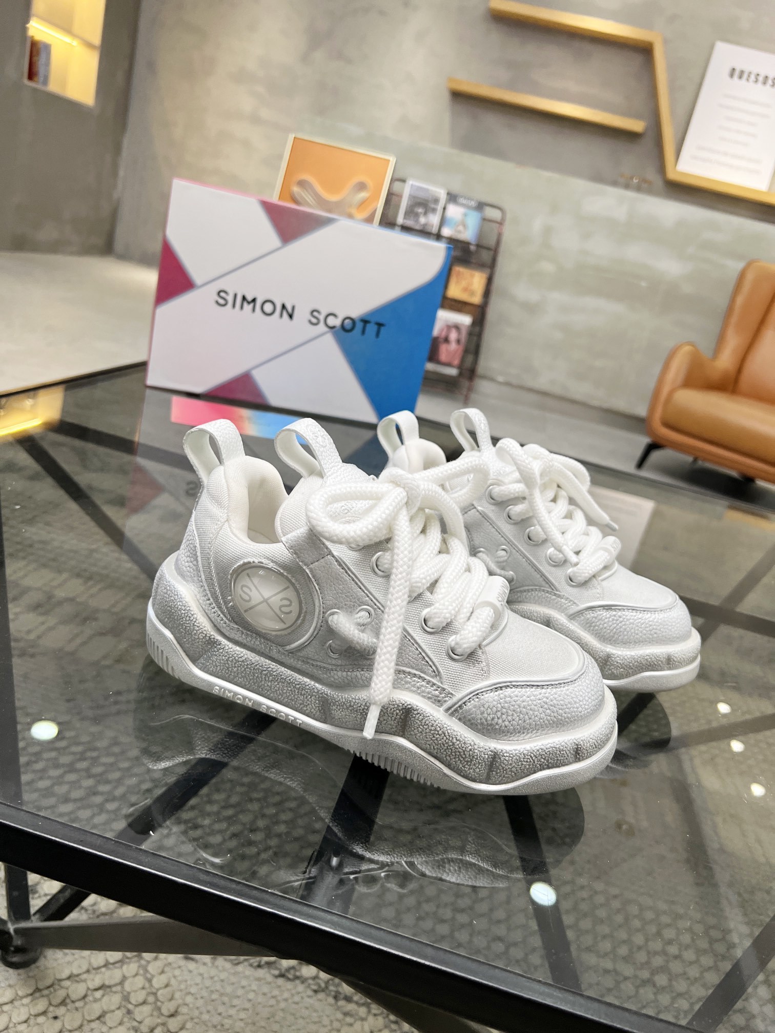 S顶级代购西炸街情侣款官网新品原单货专柜同步鞋面意大利进口牛皮搭配布面料潮达人爆款版面舒适大方透气内里舒