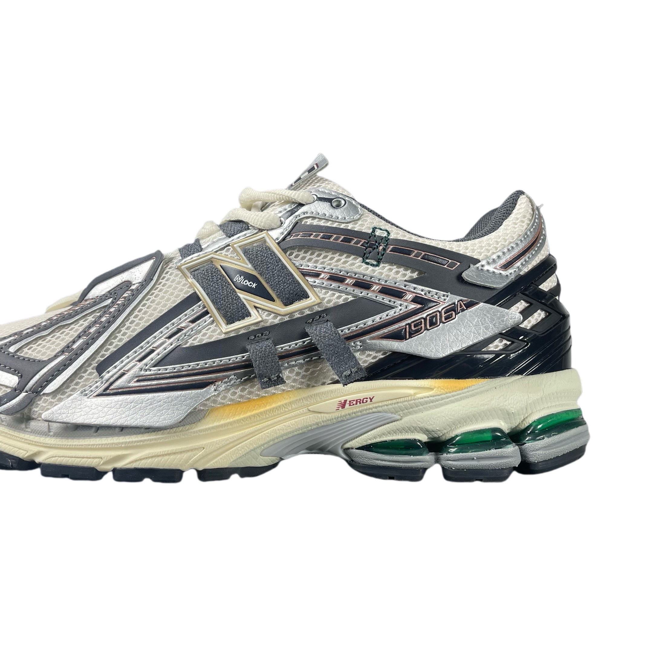 P220全新C版New Balance NB新百伦系列复古老爹风休闲运动慢跑鞋 M1906AD