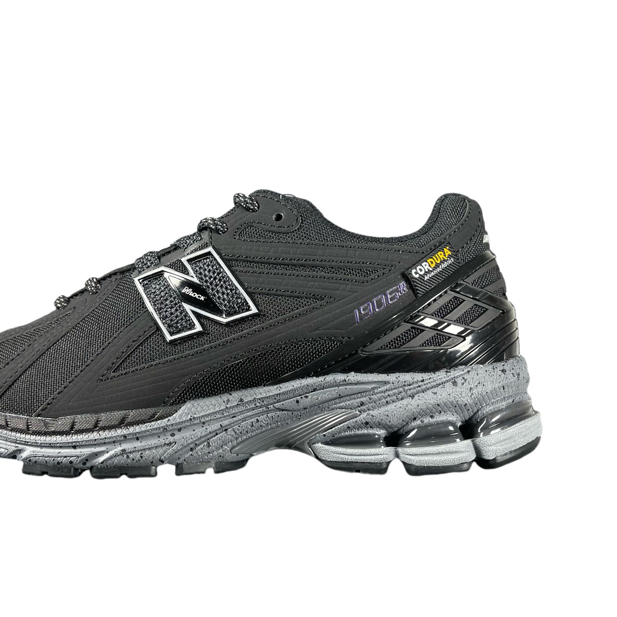 全码补齐P220New Balance NB新百伦系列复古老爹风休闲运动慢跑鞋 M1906ROC