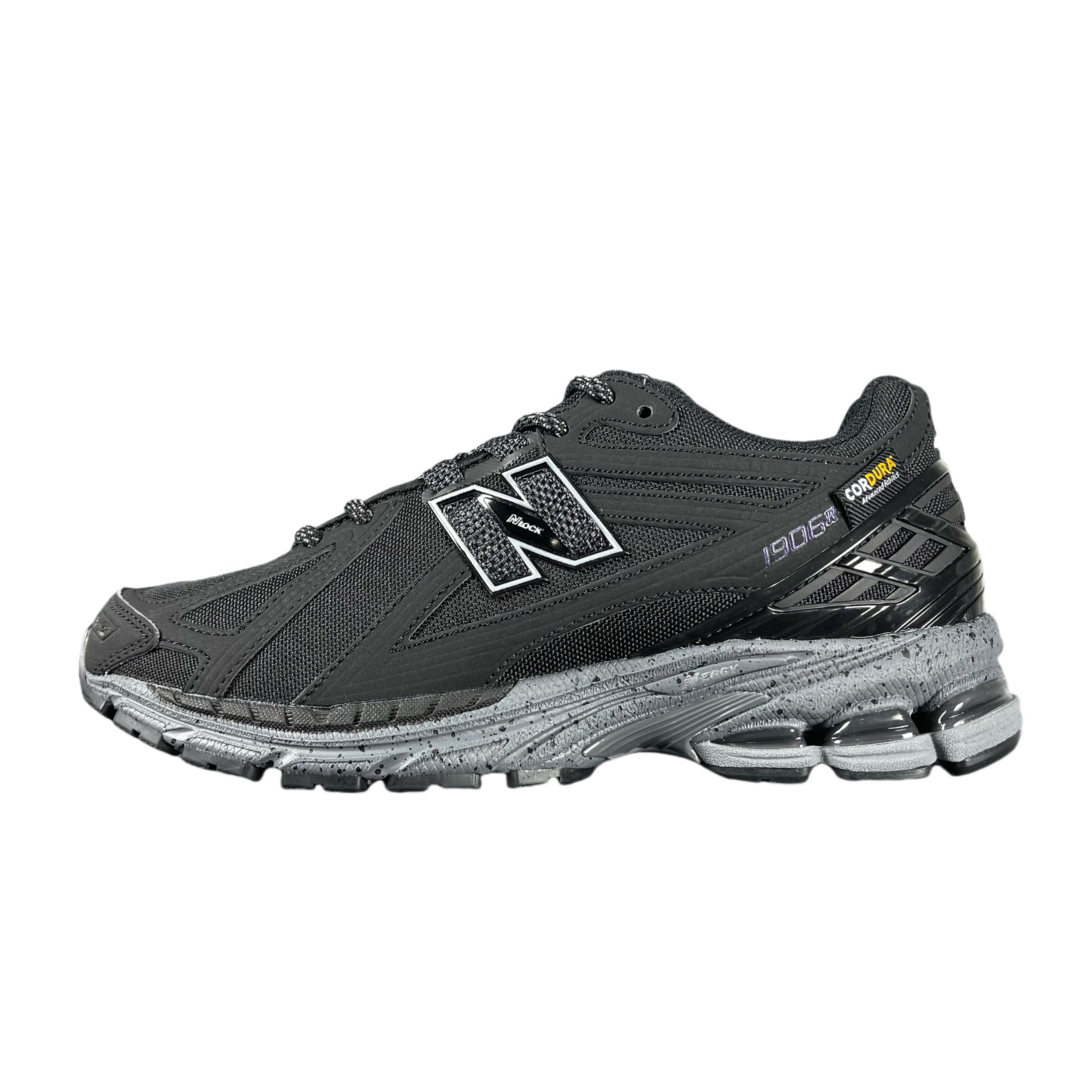 全码补齐P220New Balance NB新百伦系列复古老爹风休闲运动慢跑鞋 M1906ROC