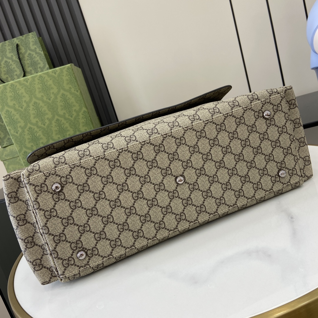Gucci Supreme Canvas Messenger Bag, Two Colors Available, Model 495909 5 i1724850396 1950 7