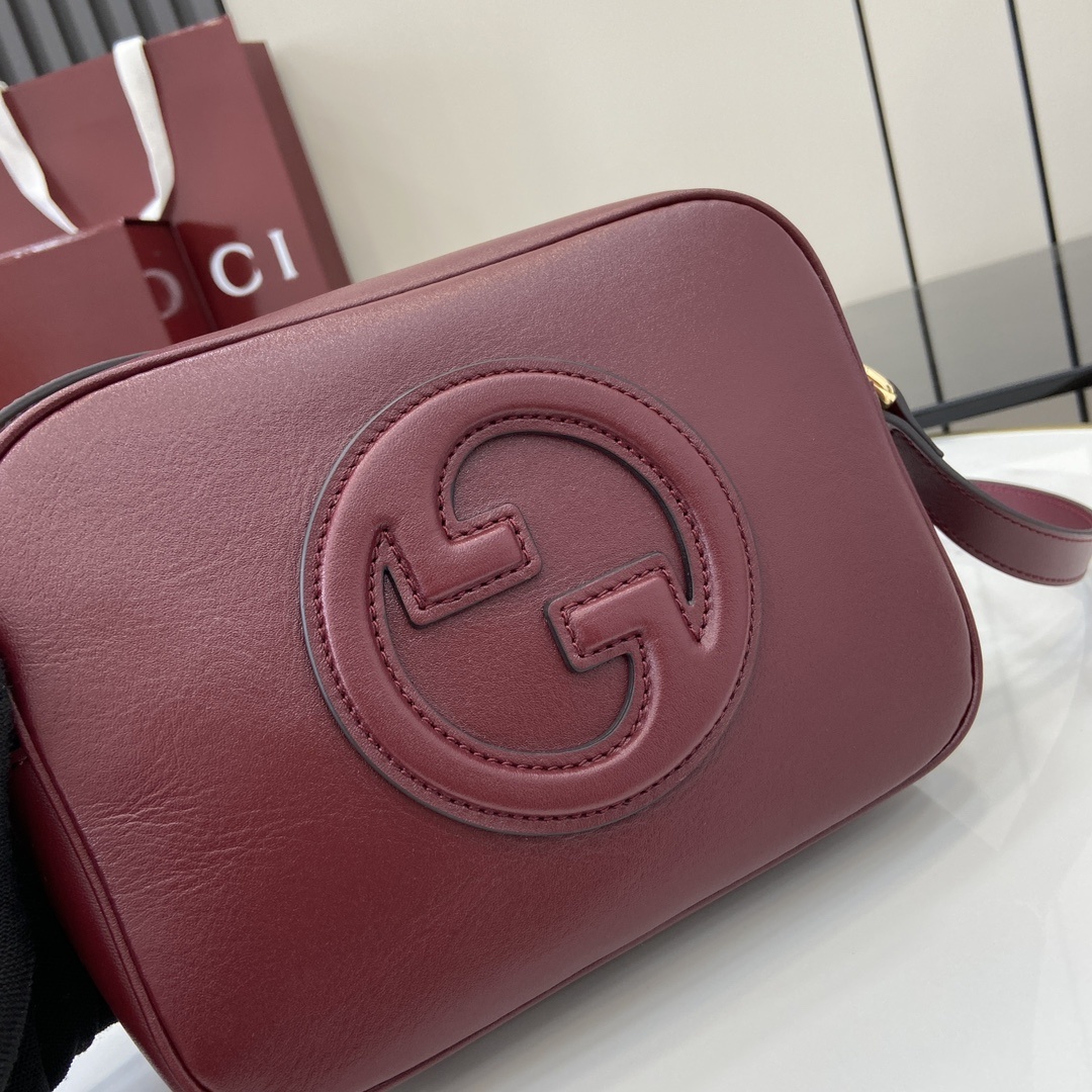 配全套原厂绿盒包装新品GucciBlondie系列迷你肩背包GucciBlondie系列全新手袋饰有在2