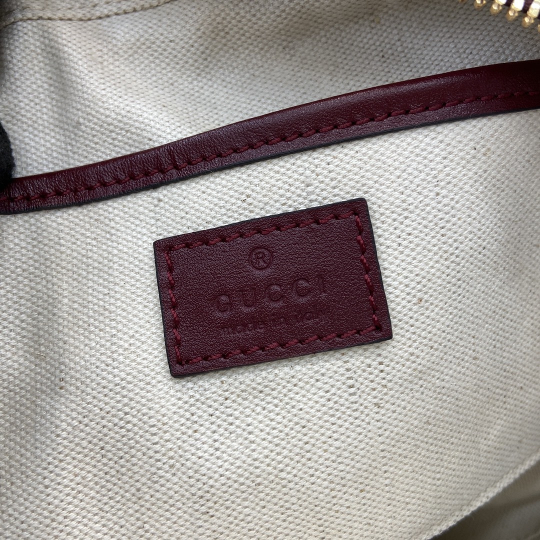 配全套原厂绿盒包装新品GucciBlondie系列迷你肩背包GucciBlondie系列全新手袋饰有在2