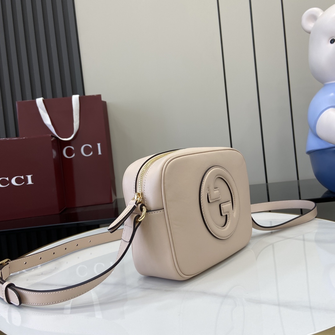配全套原厂绿盒包装新品GucciBlondie系列迷你肩背包GucciBlondie系列全新手袋饰有在2