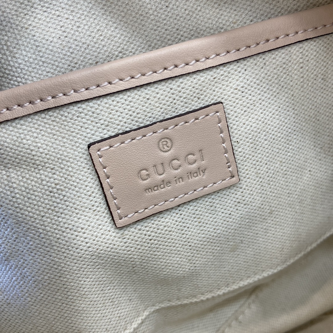 配全套原厂绿盒包装新品GucciBlondie系列迷你肩背包GucciBlondie系列全新手袋饰有在2