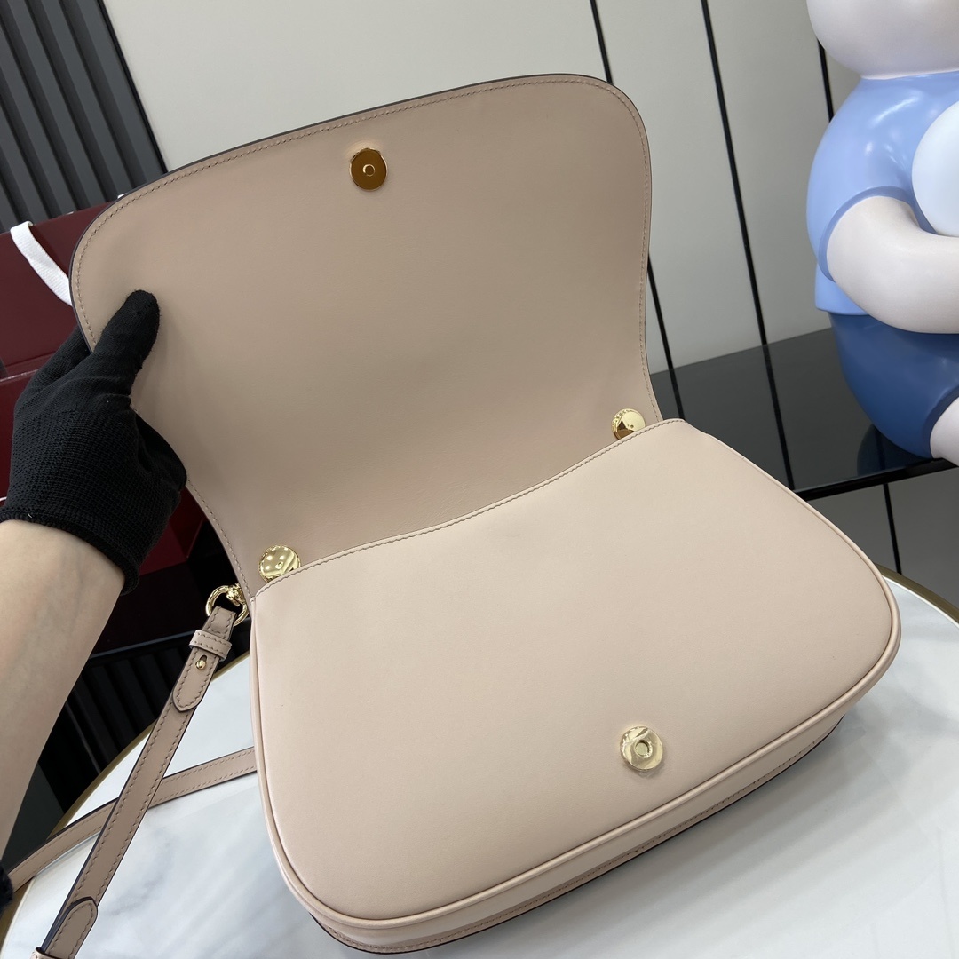 配全套原厂绿盒包装新款GucciBlondie系列中号手提包GucciBlondie系列全新手袋饰有在2