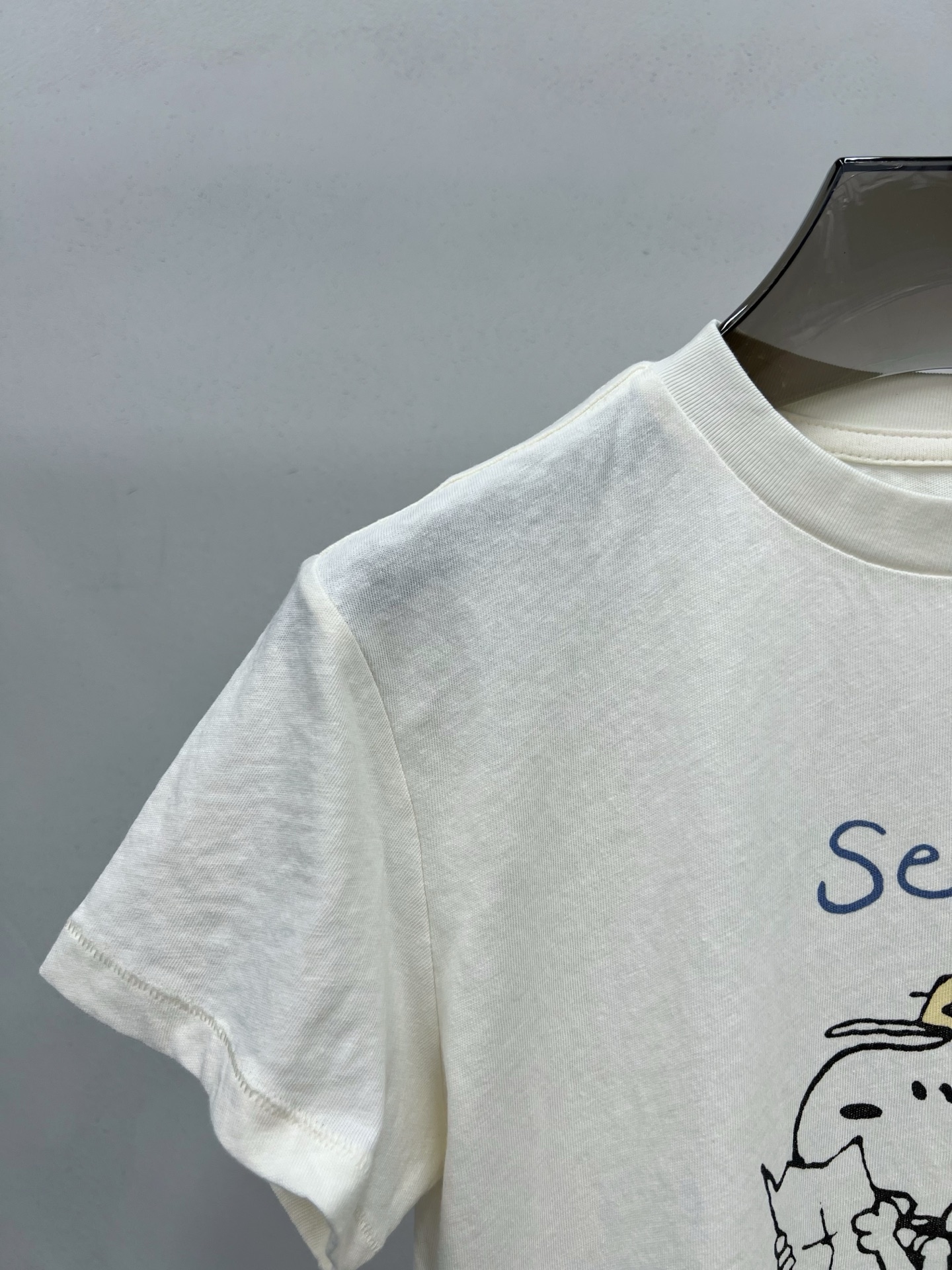 Футболка с рисунком Snoopy Seoul Searching, размеры SML Без бренда