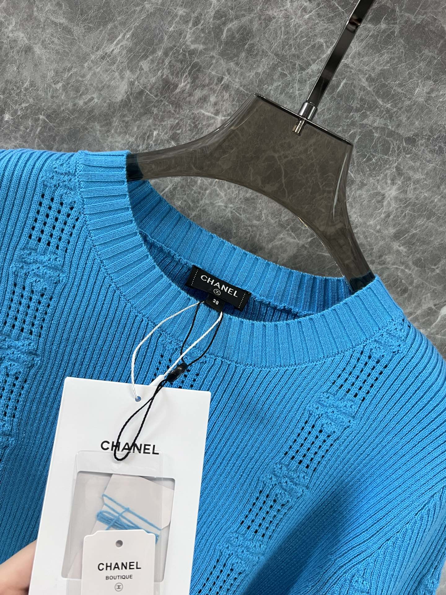 High-quality Women’s Clothes: Chane* 24FW Collection Featuring Belts and Sweaters - 图片 7