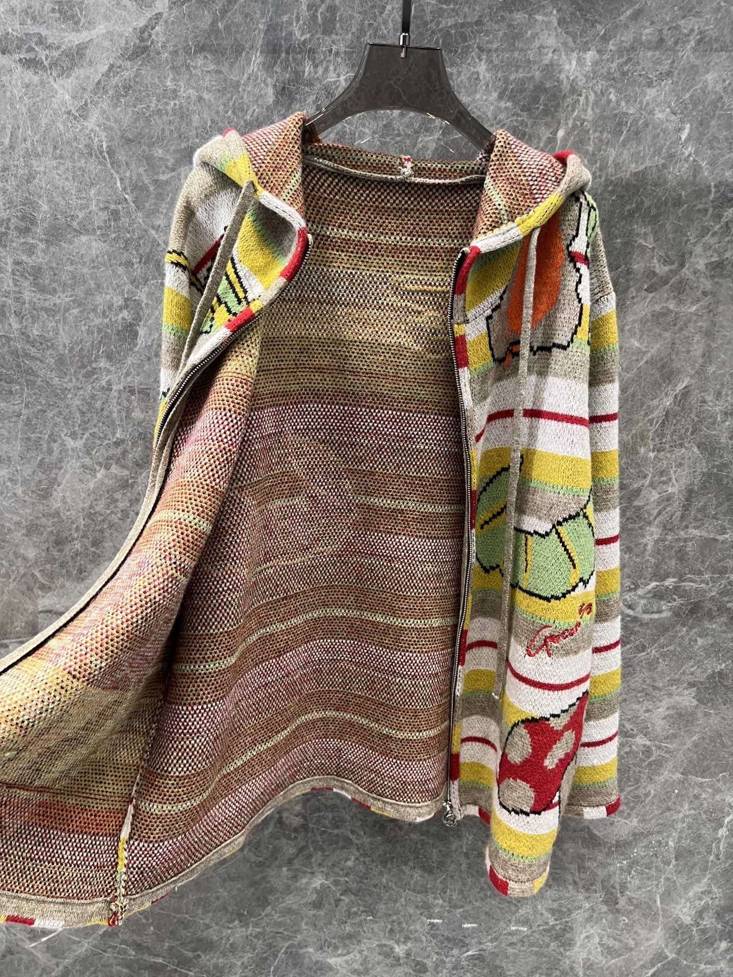 High-Quality Women’s Dress with Exclusive Details for Autumn Winter Fashion. - 图片 2