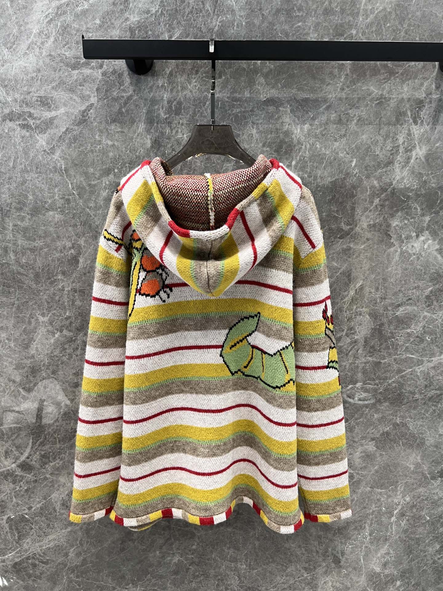 High-Quality Women’s Dress with Exclusive Details for Autumn Winter Fashion. - 图片 3