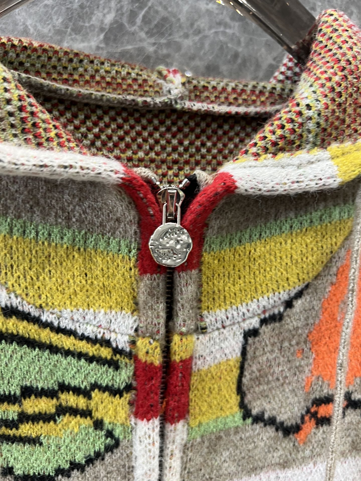 High-Quality Women’s Dress with Exclusive Details for Autumn Winter Fashion. - 图片 6