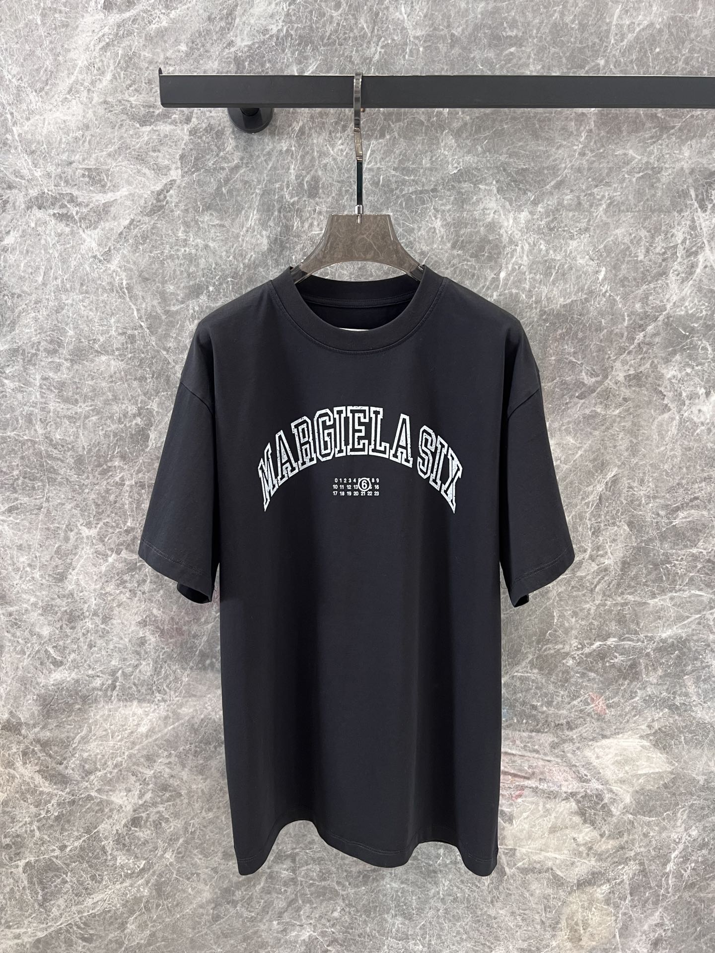 High Quality Maison Margiela T-shirts: Comfortable, Stylish, Perfect for Any Occasion