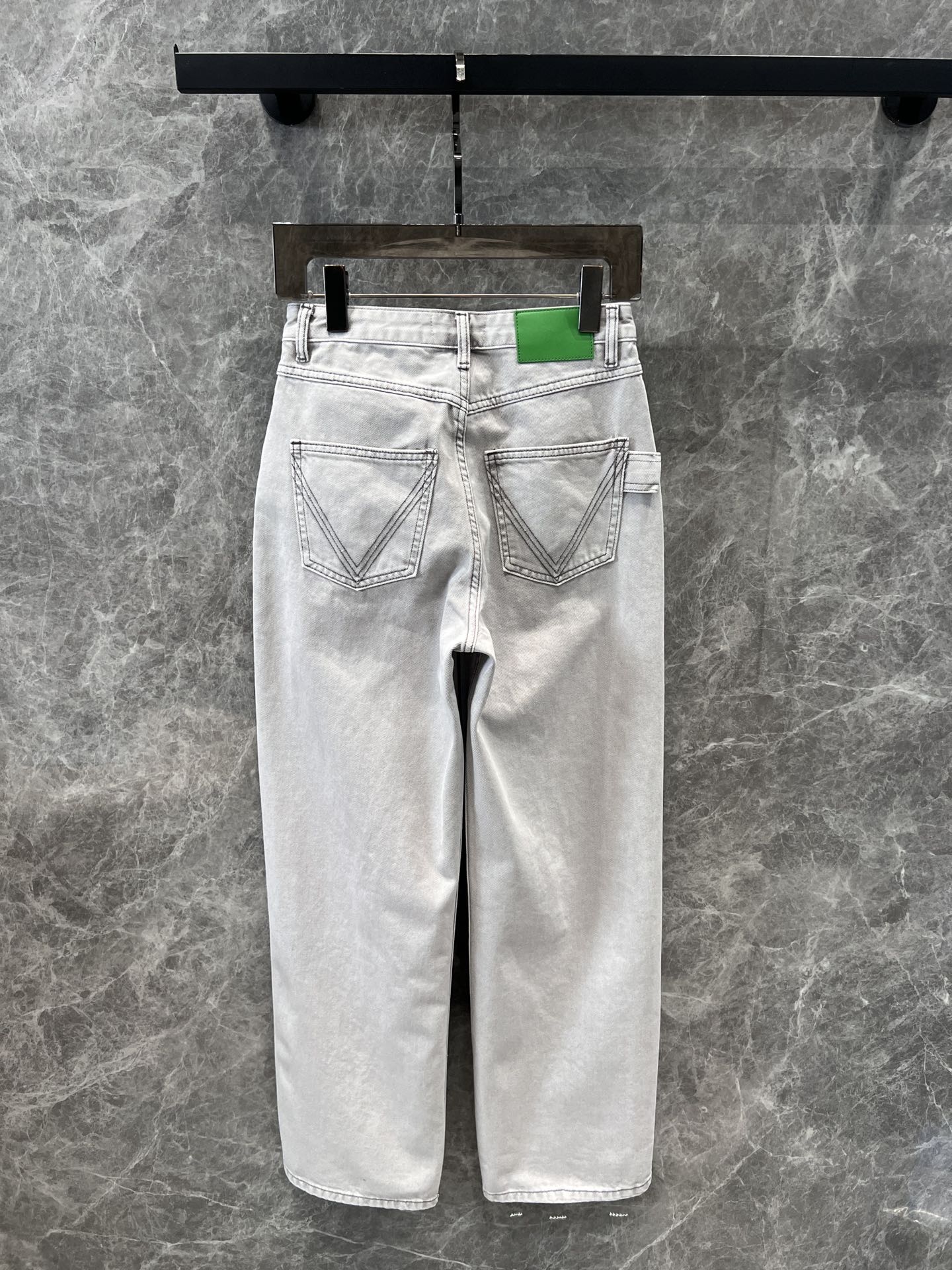 “High-Quality Women’s Clothes: Bottega Ven*ta 25Ss Package for Early Spring” - 图片 2