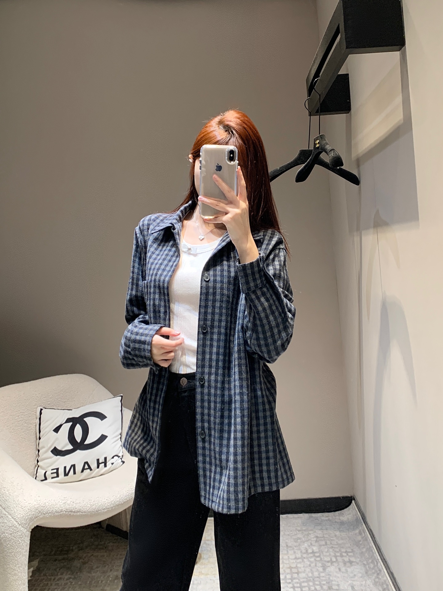 NO:316705,Ourleg*cy 25SS early spring new style plaid lapel long-sleeved shirt丨Exclusive high-end production!  Customized cotton and linen blend fabric front chest patch pocket design button closure placket Simple design Loose style Same as men and women Spot S/M/L, Shirts,alexander wang19860909批 Ourleg*cy 25SS早春新款 格纹翻领长袖衬衫丨独家高版出品！定制棉麻混纺面料 前胸贴布口袋设计 纽扣开合门襟 简约设计 宽松版型 男女同款 现货发售S/M/L,,shirts,alexander wang,Women's clothing