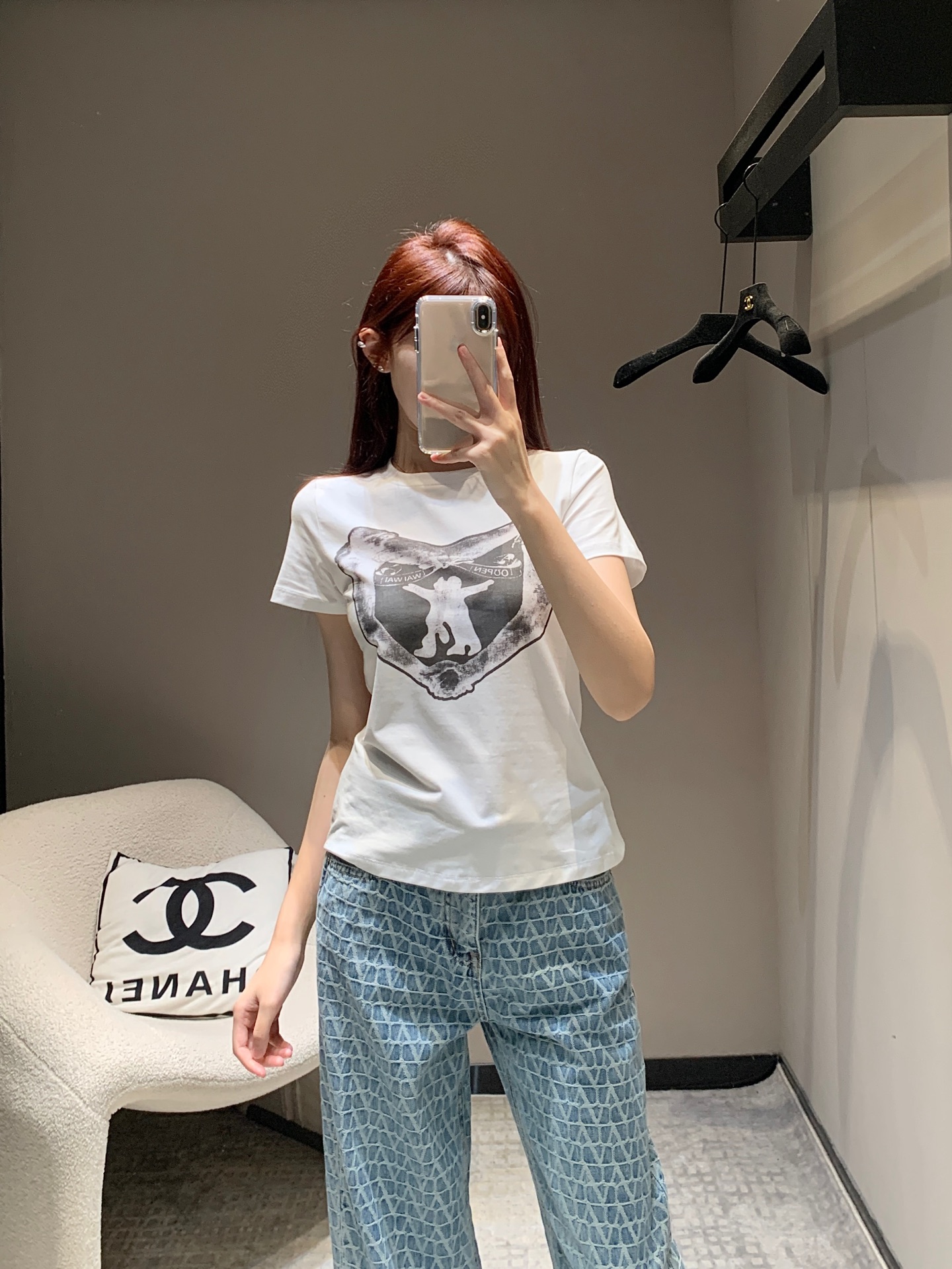 NO:308688,Open yy 25Ss early spring new style, love graffiti printed slim fit short-sleeved T-shirt | Exclusive high-end production!  The sexy and close-fitting style shows off the figure and the upper body is really super elegant and nice!  The must-have items for fashionable essence. Details. The comfort is all about the beautiful and casual combination that is visible to the eyes online!  Super versatile~ It’s so fashionable and beautiful that it’s so beautiful. It’s so good to wear and not picky about people. Babies, hurry up and take action!  Spot sale /S/M/L, T-shirt,tees,t-shirt,alexander wang19860909批open yy 25Ss早春新款 爱心涂鸦印花修身版短袖T恤丨独家高版出品！ 充满小性感的贴身版型尽显身材上身真的超级显气质质感超nice！时髦精必收单品 细节 舒适感通通在线入眼可见的好看随意搭配都很可！超级百搭～简直整个爱住洋气又好看 好穿不挑人 宝宝们赶快行动起来吧！现货发售/S/M/L,,T-shirt,tees，t-shirt,alexander wang,Women's clothing