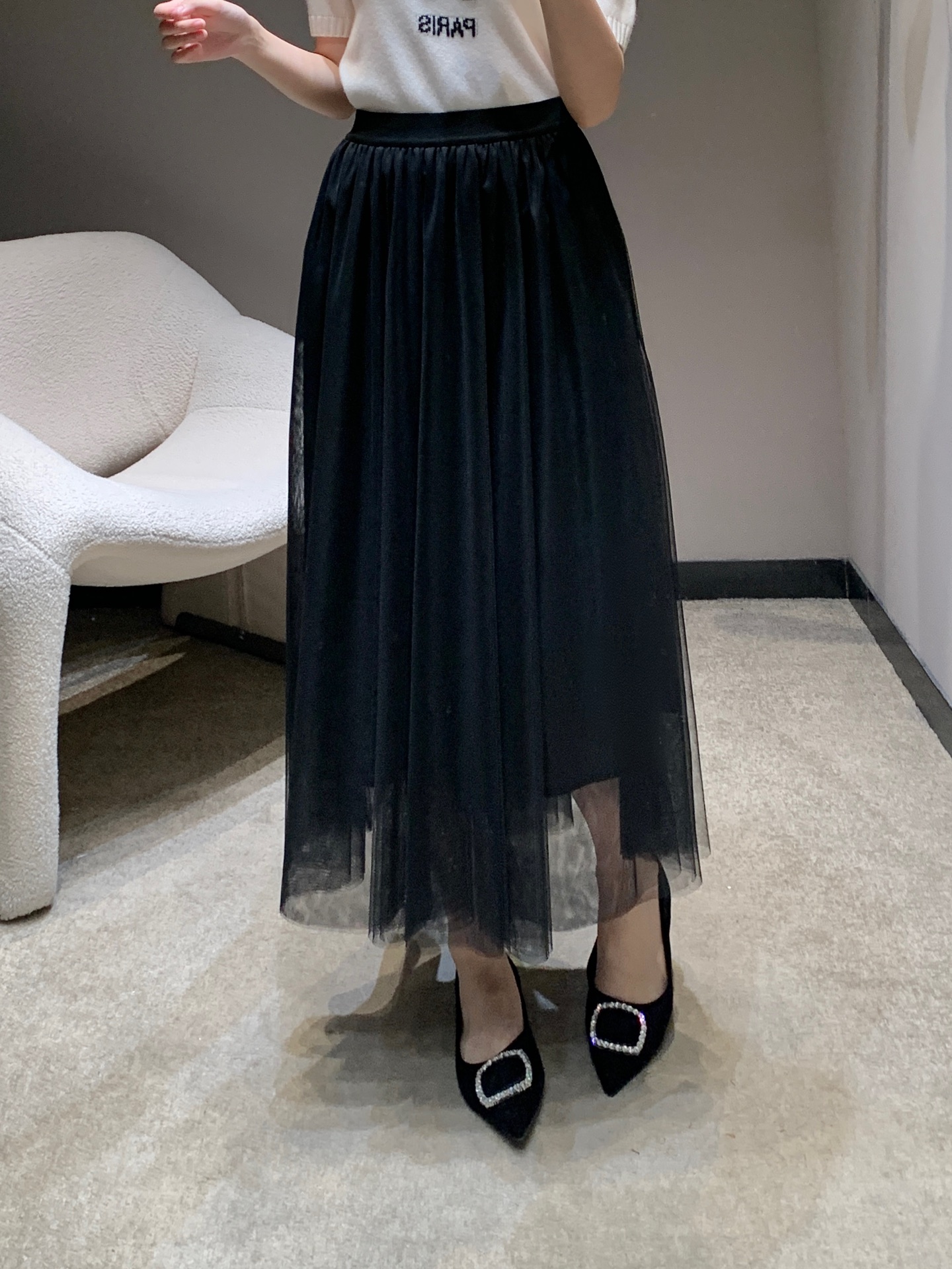 NO:326066,Dio* 25Ss early spring new model, high waist double-layer long mesh skirt丨Exclusive high-end production!  Double-layer long yarn skirt style, outer transparent yarn cover, slightly shorter silk lining of the same color, different fabrics collide with each other, the skirt hem is more charming in action, elastic elastic webbing at waist outlines the curve, inclusive body division proportion, more convenient to put on and take off, can be used on commuting and vacation, versatile items in wardrobe, ceiling silk lining, different market version, S/M/L, dior, skirts, real silk, alexander wang19860909批 Dio* 25Ss早春新款 高腰双层长款网纱半身裙丨独家高版出品！双层长款纱裙版型 外层透纱覆盖 略短的同色系真丝内衬打底 不同面料相互碰撞 行动间更显裙摆风情迷人 腰间弹力松紧织带勾勒曲线 包容身材划分比例 穿脱更加方便 通勤度假都可驾驭 衣橱必备百搭单品 天花板真丝内衬 区别市场版本 现货发售S/M/L,,dior,skirts,real silk,alexander wang,Women's clothing