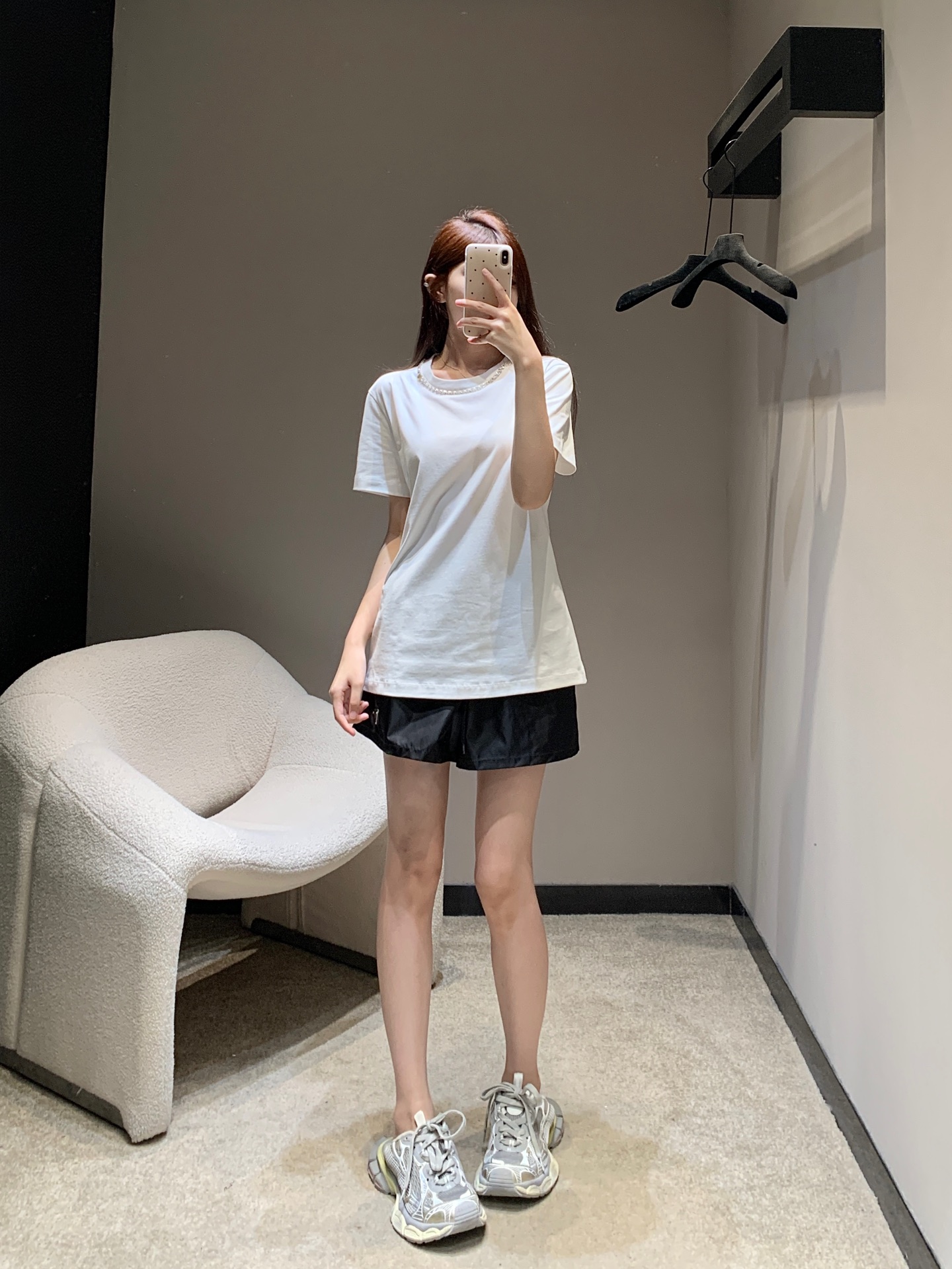 Elegant Women's Sleeveless Knit Top - Versatile and Stylish 7 i1741939013216 7001 0 5