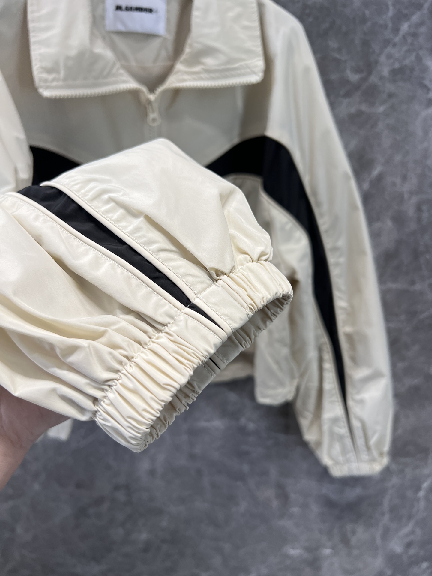 High-Quality Women’s Clothing: Jil Sande 25SS Early Spring Collection Overview - 图片 6