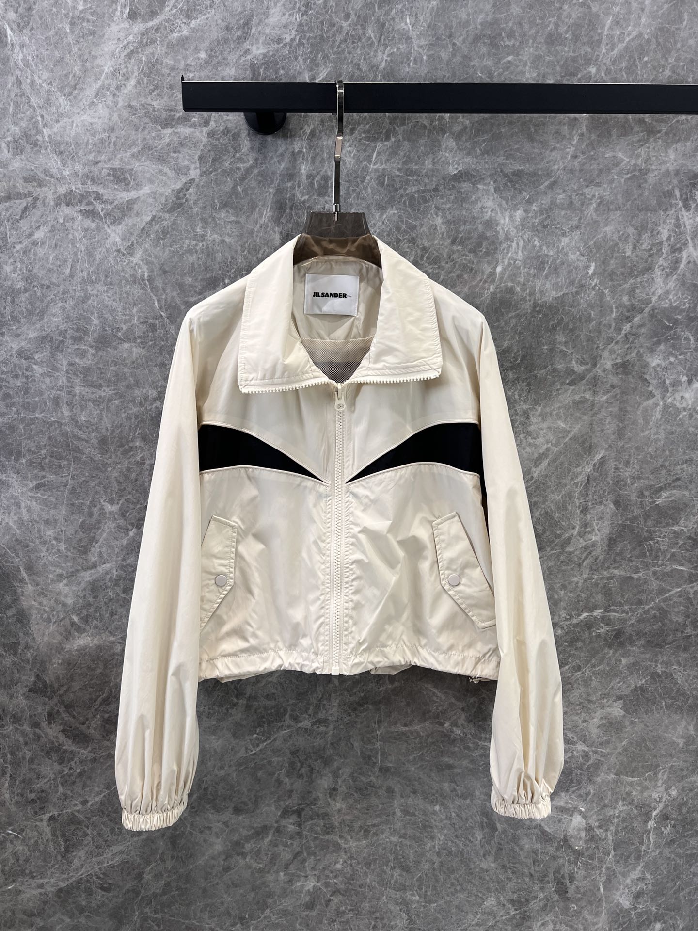 High-Quality Women’s Clothing: Jil Sande 25SS Early Spring Collection Overview - 图片 1