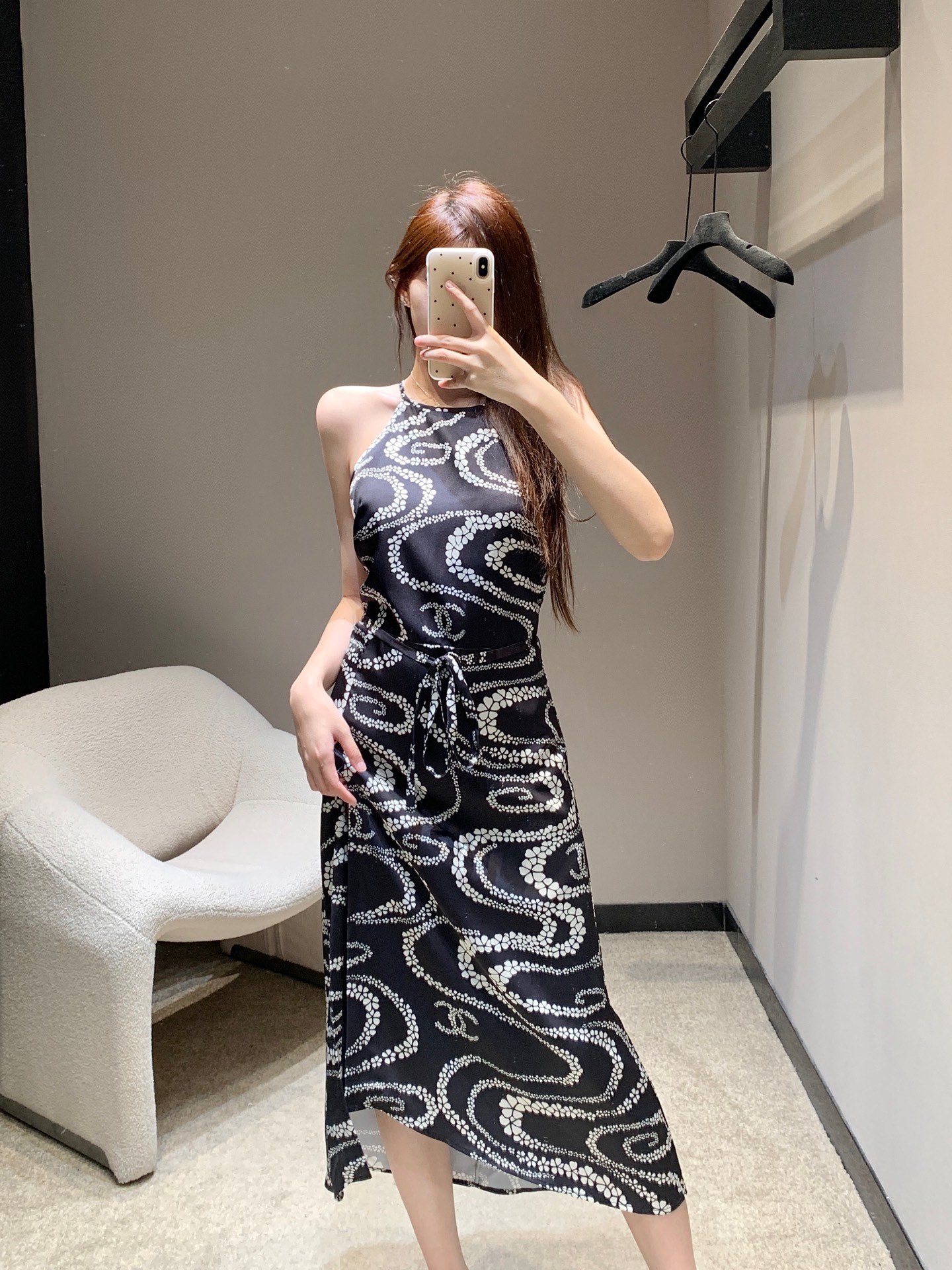 Chanel 25SS Floral Sleeveless Dress - Summer Holiday Essential 2 i1742549856179 1322 0 0