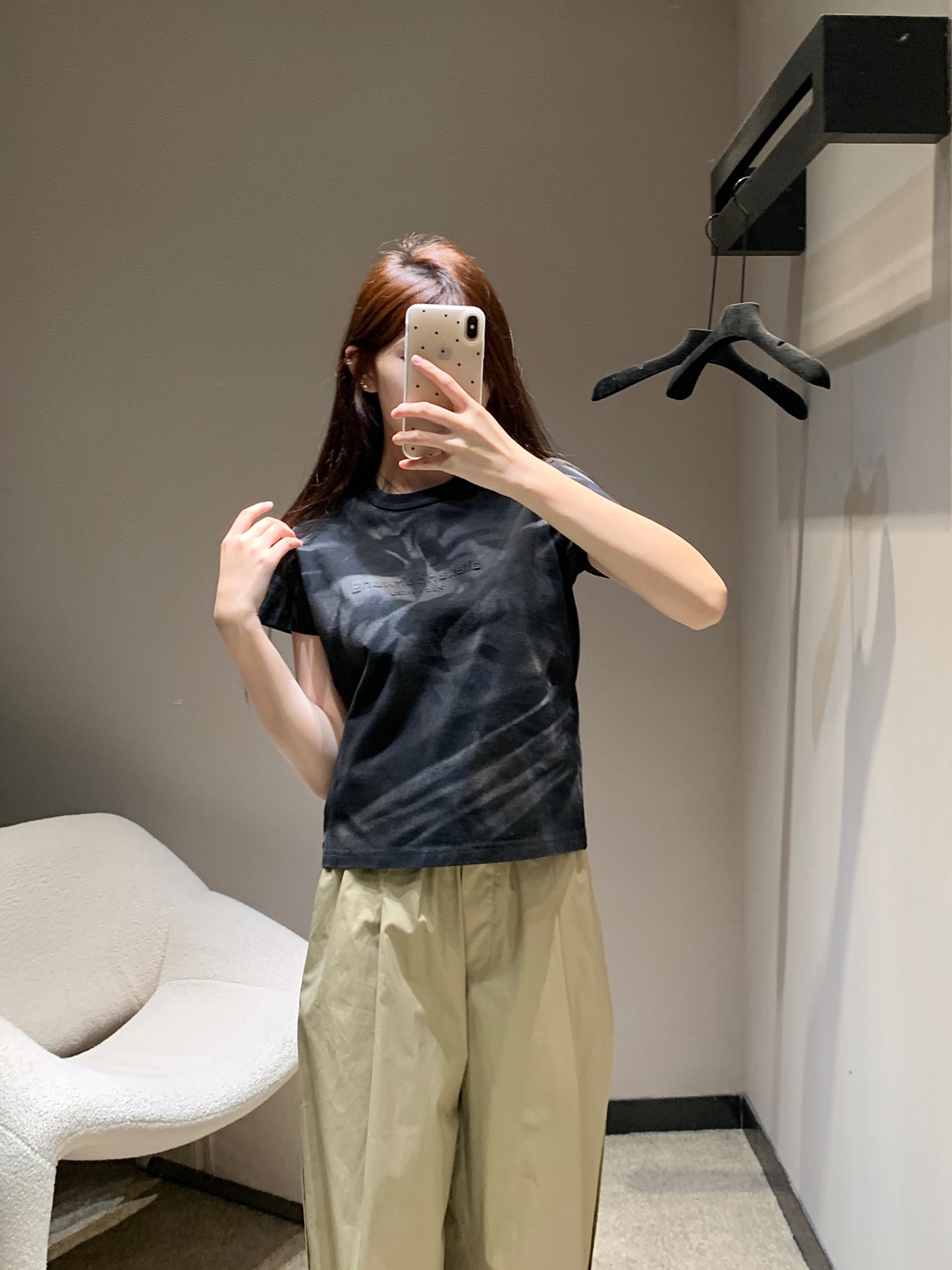 NO:319778,Alexаnd*r Wаng 25Ss Spring and Summer New Style, Old Tie-Dyeing Three-dimensional Letter Short Round Neck Short Sleeve T-shirt | Exclusive YB Development!  High-end production!  It uses high-end soft cotton fabric and is a T-shirt worth buying. It is fascinated by irregular tie-dye at first sight. It has a very special design and a very good style. It is recommended!  S/M/L, T-shirt,tees,t-shirt,alexander wang19860909批Alexаnd*r Wаng 25Ss春夏新款 做旧扎染立体字母短款圆领短袖T恤丨独家yb开发！高版出品！采用高档柔软纯棉面料,超值得入手的一件T恤,一眼就被不规则的扎染给迷住了,很特别的设计,版型也很好,推荐！现货发售S/M/L,,T-shirt,tees，t-shirt,alexander wang,Women's clothing