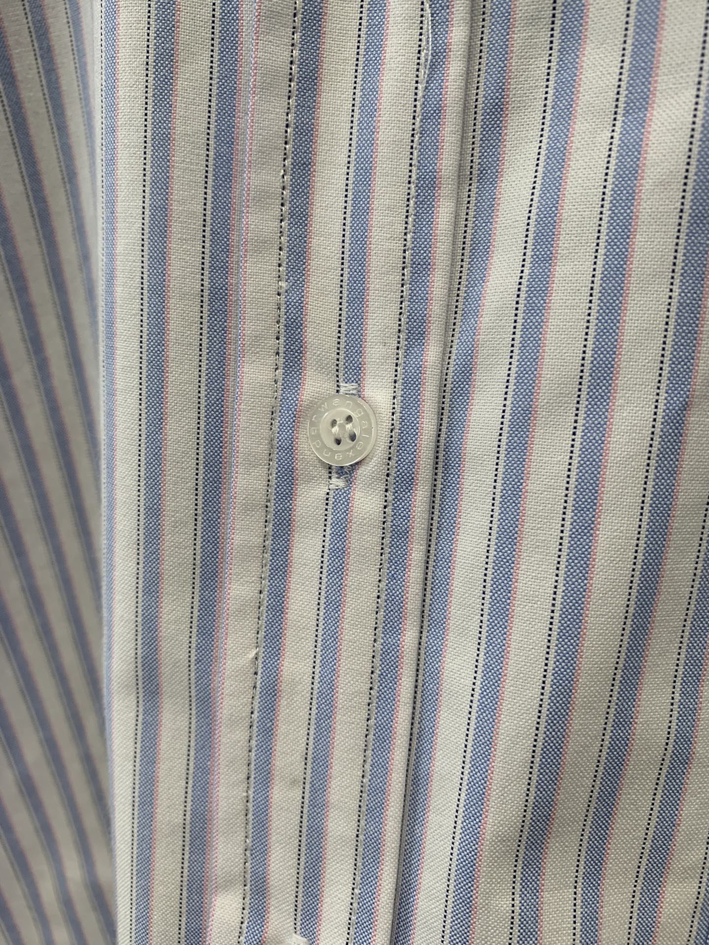 High-Quality Women’s Striped Shirt by Alexa*der Wang: Exclusive Spring Collection with Unique Details - 图片 6