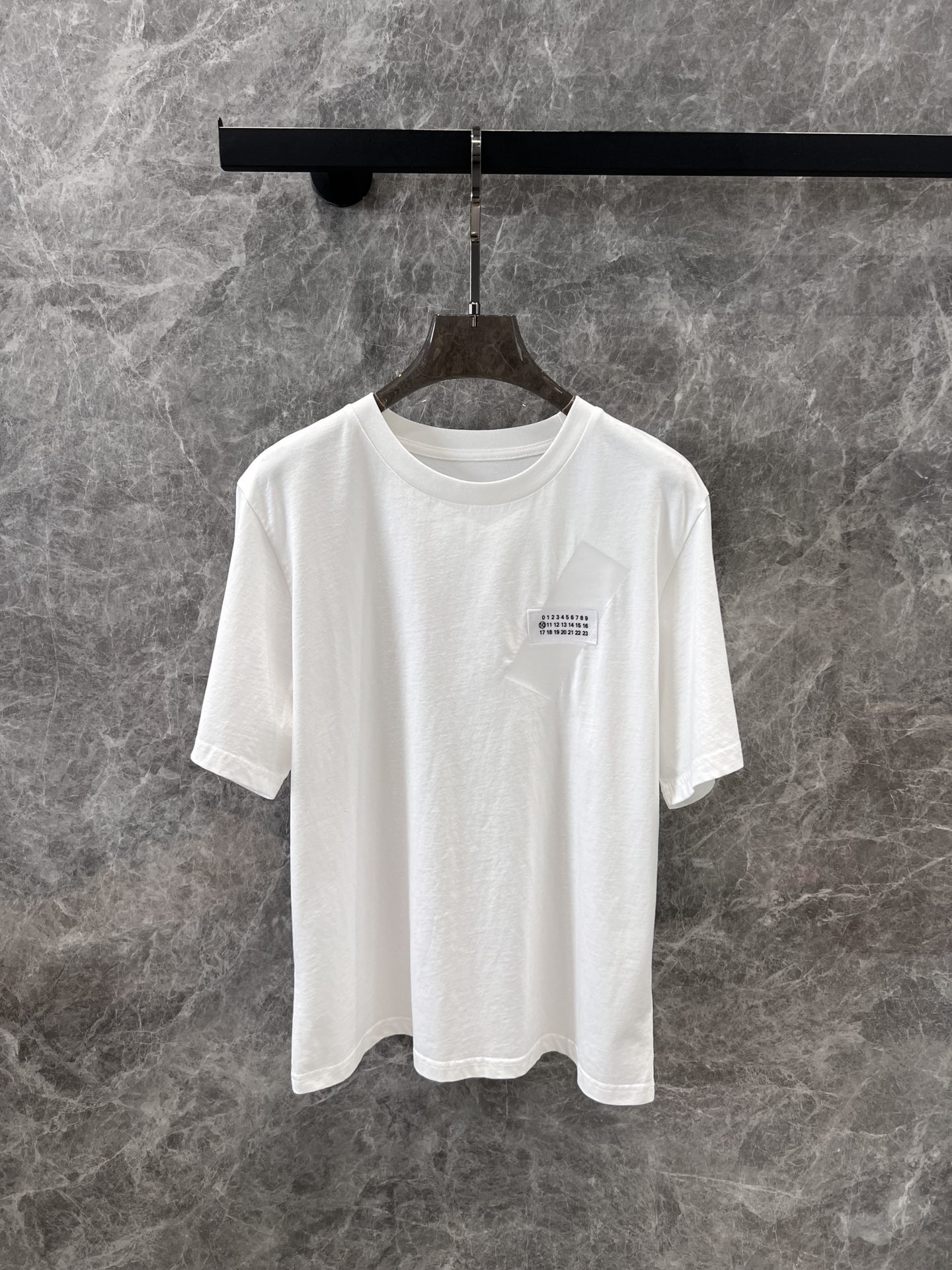 High-Quality Women’s Suit Collection from MMaison Margi*la 25Ss: Exclusive, Classic, and Stylish