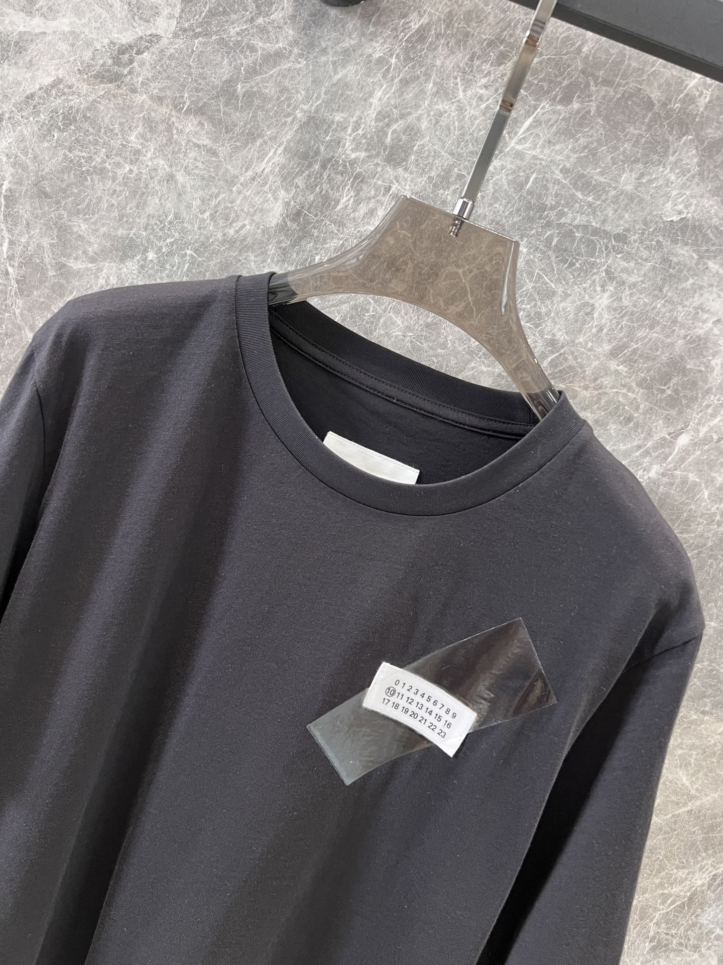 High-Quality Women’s Suit Collection by Maison Margiela for Spring 25S - 图片 3