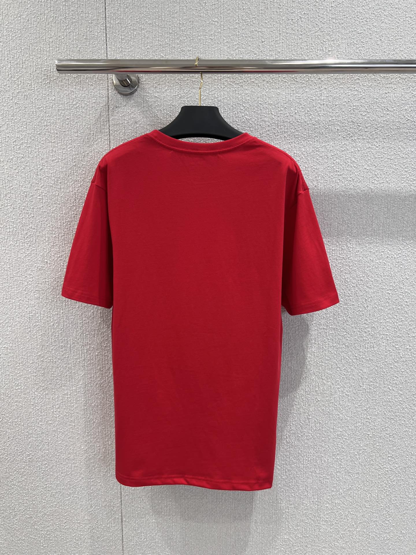 High-Quality Women’s Cotton T-Shirts by Valentino: Comfortable, Stylish, and Fashionable. - 图片 2