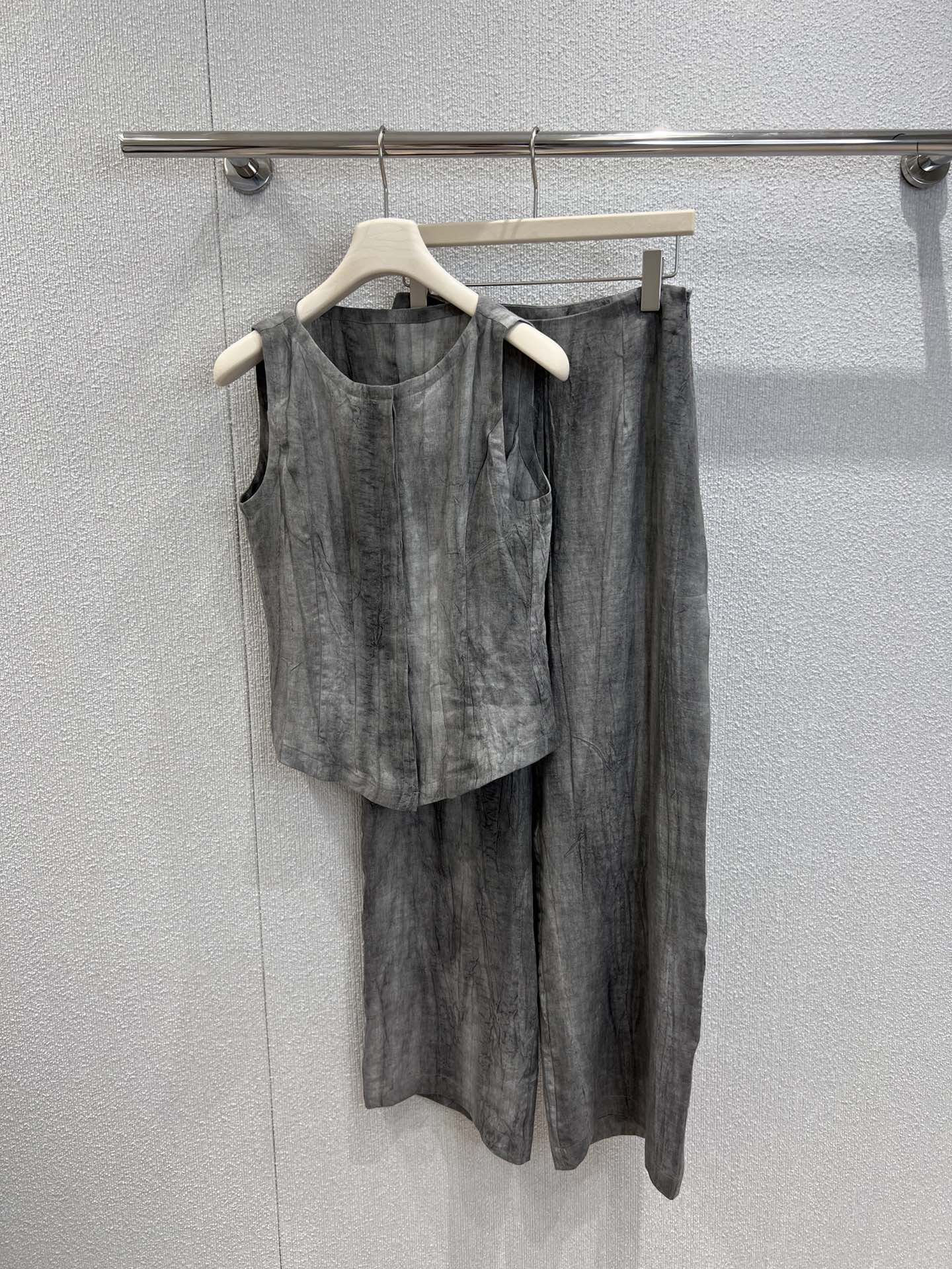 New Massimo Dutti Women’s Suit with High-Quality Shorts and Vests for Spring/Summer - 图片 7