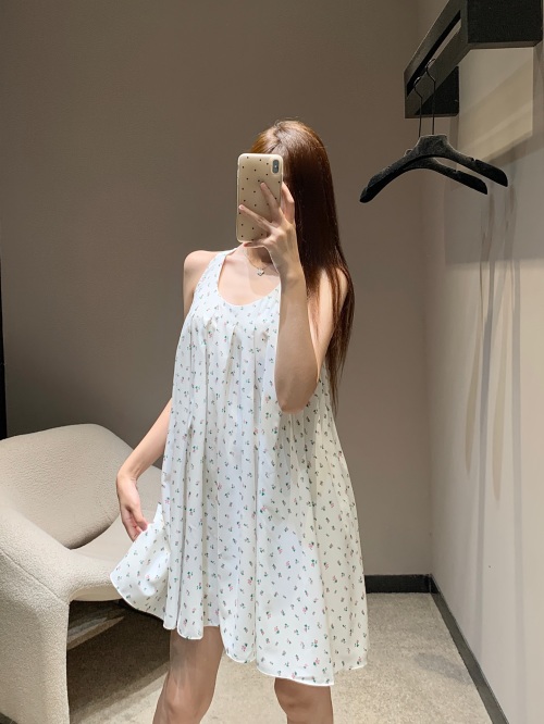 Loewe Floral Print U-Neck Mini Dress - Elegant and Comfortable 1 Loewe Floral Print U-Neck Mini Dress - Elegant and Comfortable