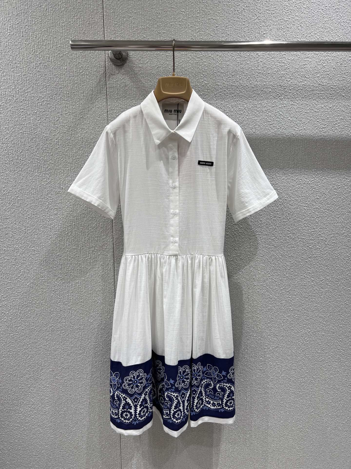 High-Quality Women’s Dress Collection: Miumi* 25Ss Spring and Summer Fashion - 图片 1