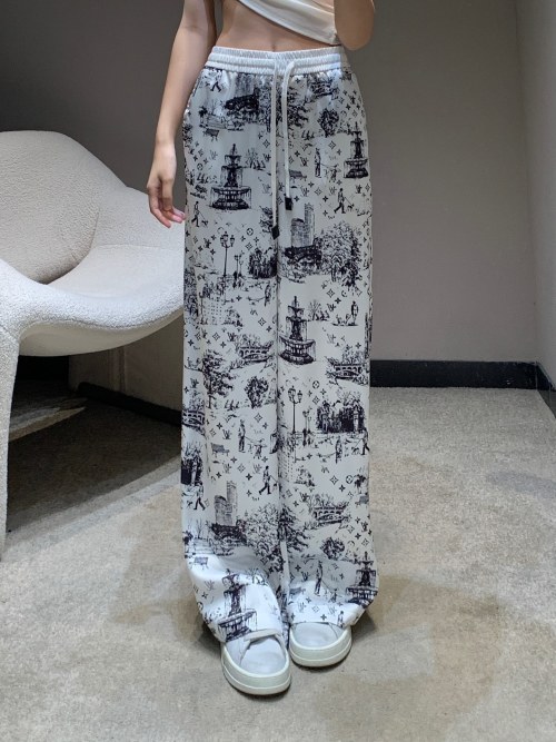 Louis Vuitton Printed Wide-Leg Pants - Stylish, Comfortable, and Flattering 1 Louis Vuitton Printed Wide-Leg Pants - Stylish, Comfortable, and Flattering
