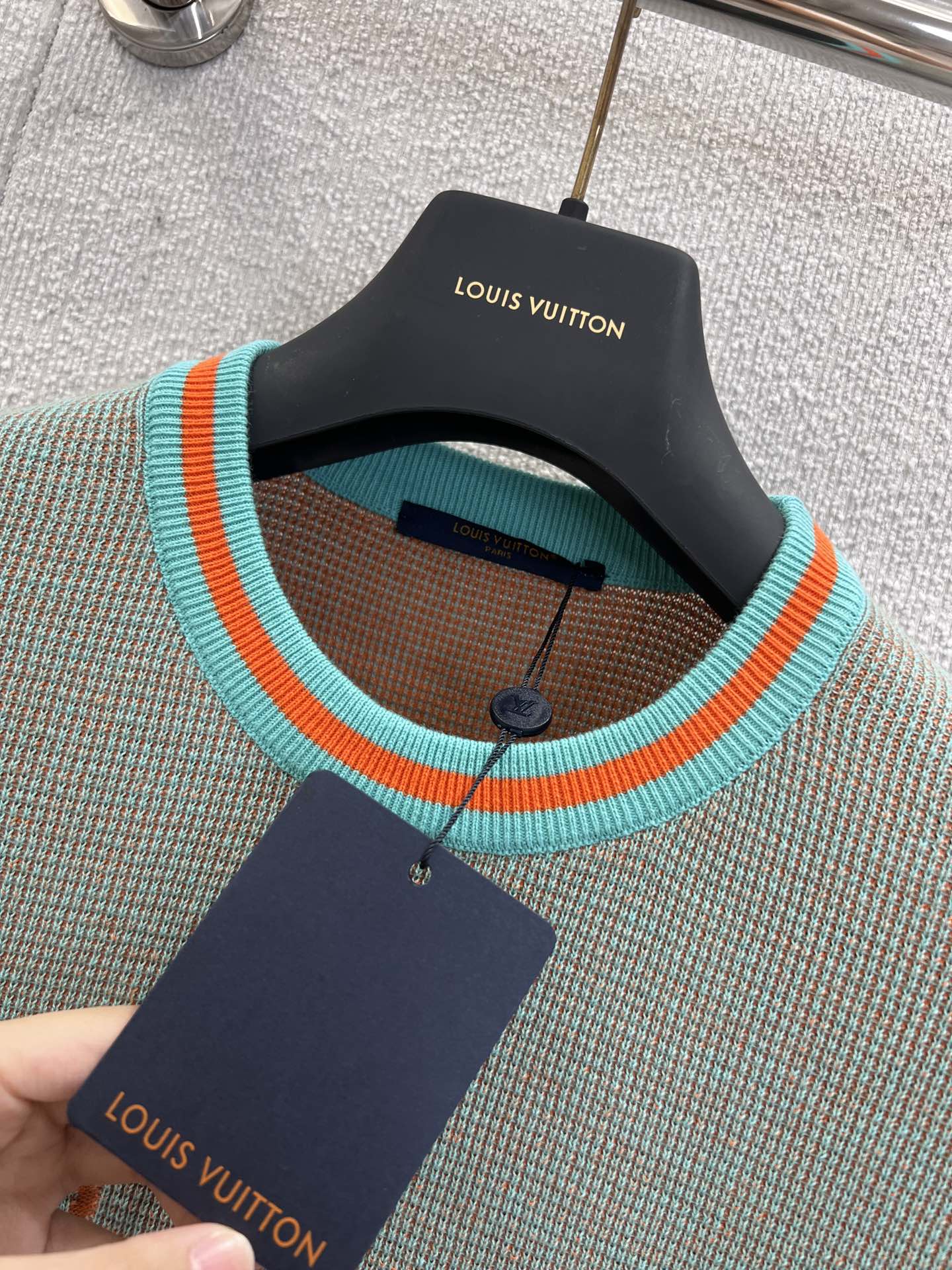 Louis Vuitton Jersey Crew Neck T-Shirt for Women - Stylish & Comfortable 9 i1749103913 5484 1