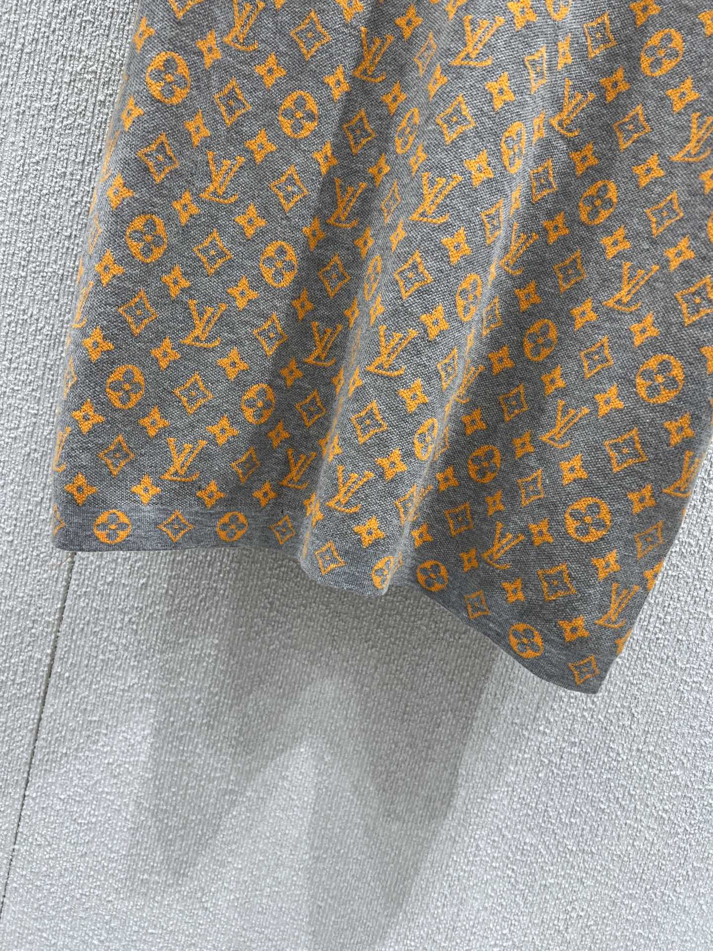 Louis Vuitton Women's Jersey Crew Neck T-Shirt - Monogram Pattern 7 i1749117357 5404 5