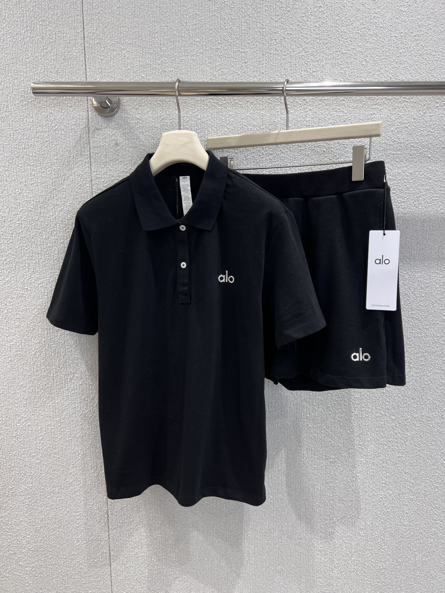 High-Quality Women’s Dress with New Packaging: Alo 25Ss Spring/Summer Collection Highlights