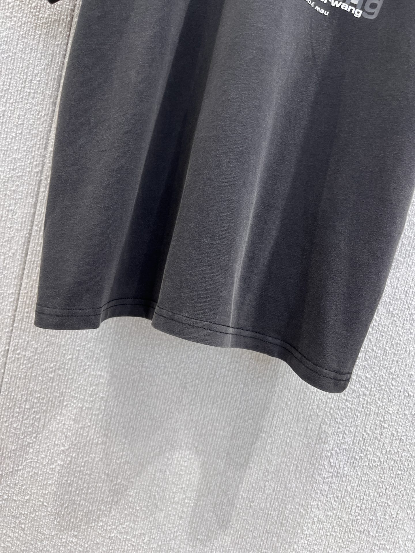 Alexand*r Wang 25SS Women’s Suit and T-shirts Collection for Spring/Summer - 图片 6