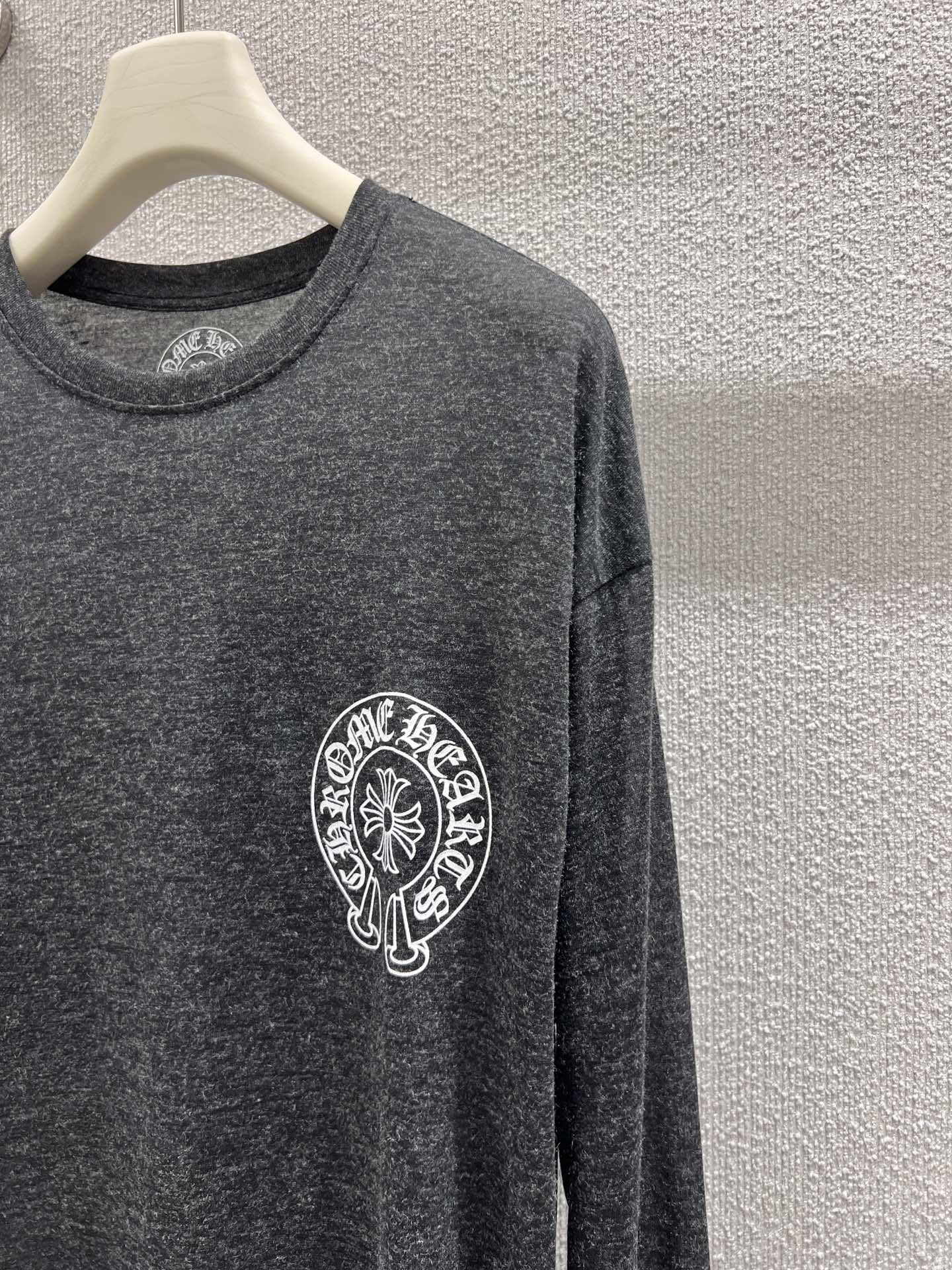 “Support for One-Size-Fits-All Female Packaging: Classic T-Shirts with Unique Designs” - 图片 6